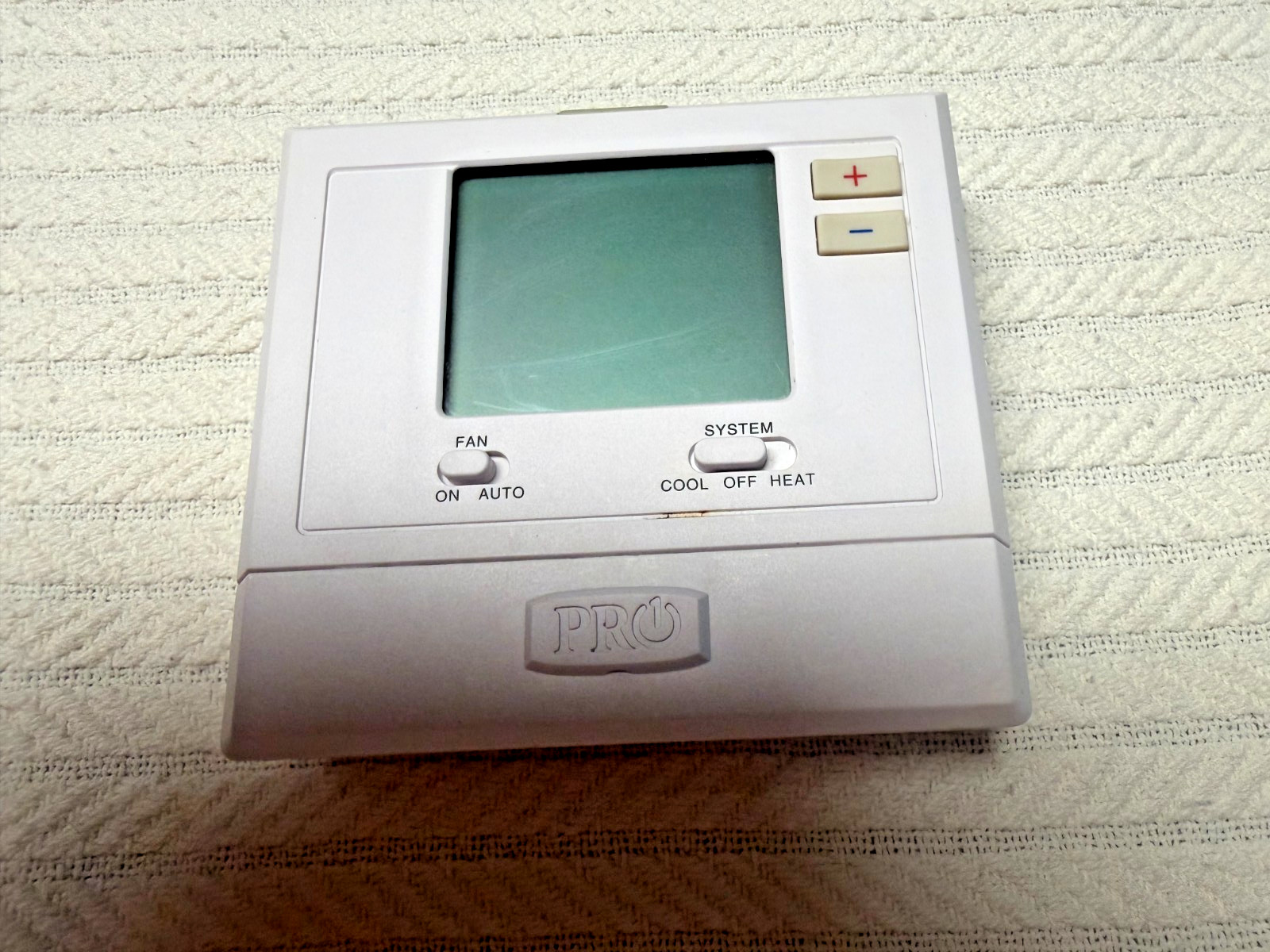 Pro1 IAQ T701 Digital Non-Programmable Thermostat (1H/1C)