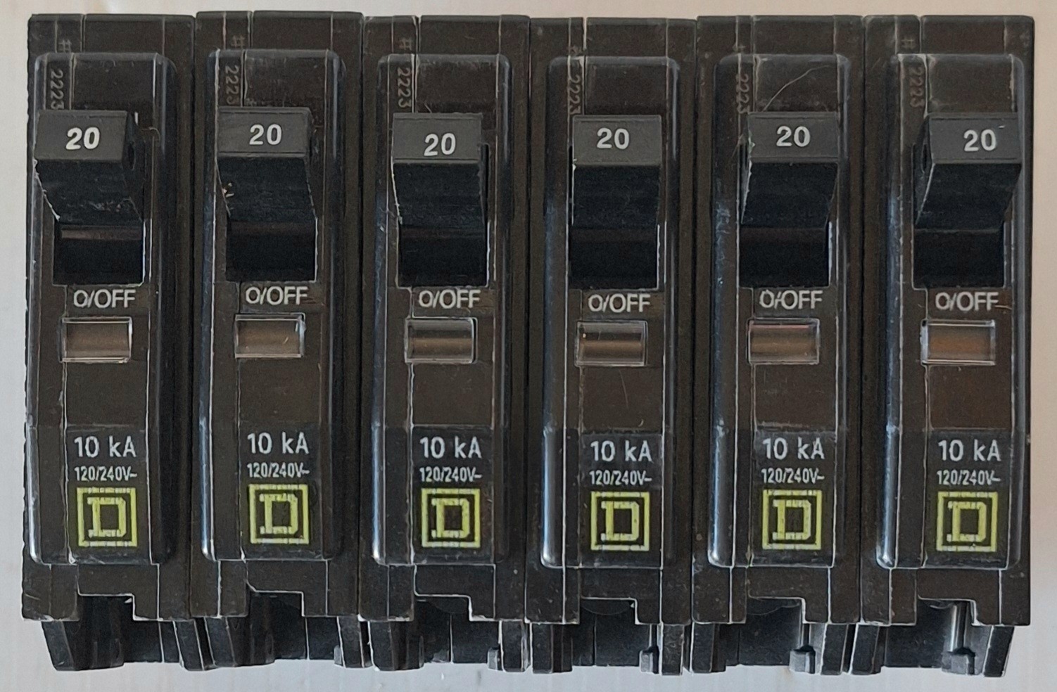 Lot of 6 SQUARE D QO120 20 AMP 1 POLE CIRCUIT BREAKER 120/240 V