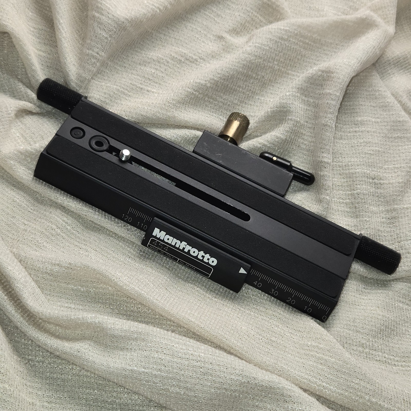 Manfrotto 454 (3419) Micrometric Positioning Sliding Plate