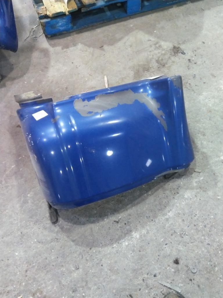 For 2009 PETERBILT 386 SIDE FAIRING Right ,  MN
