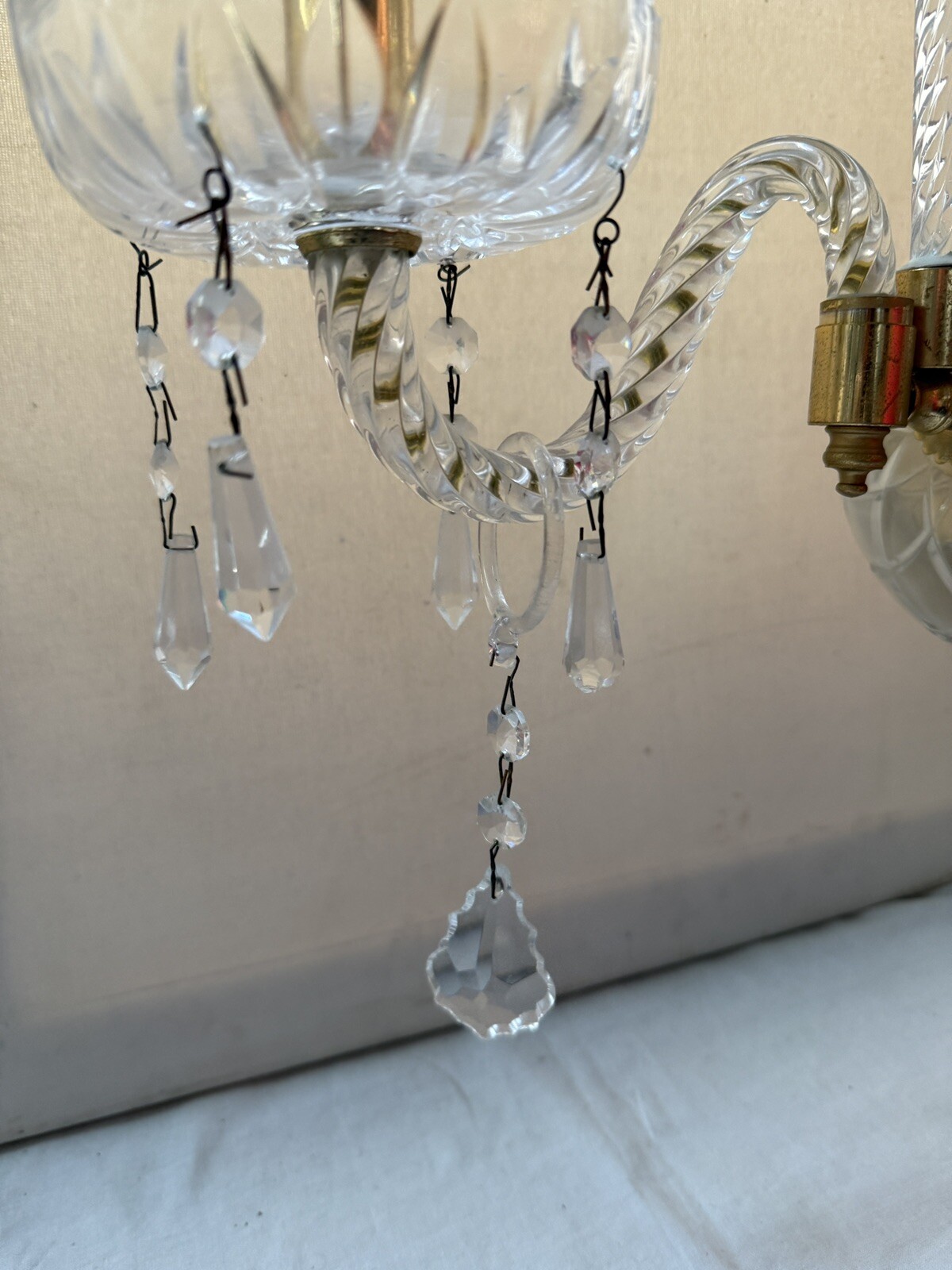 Chandelier Wall Lamp with Crystal Pendants
