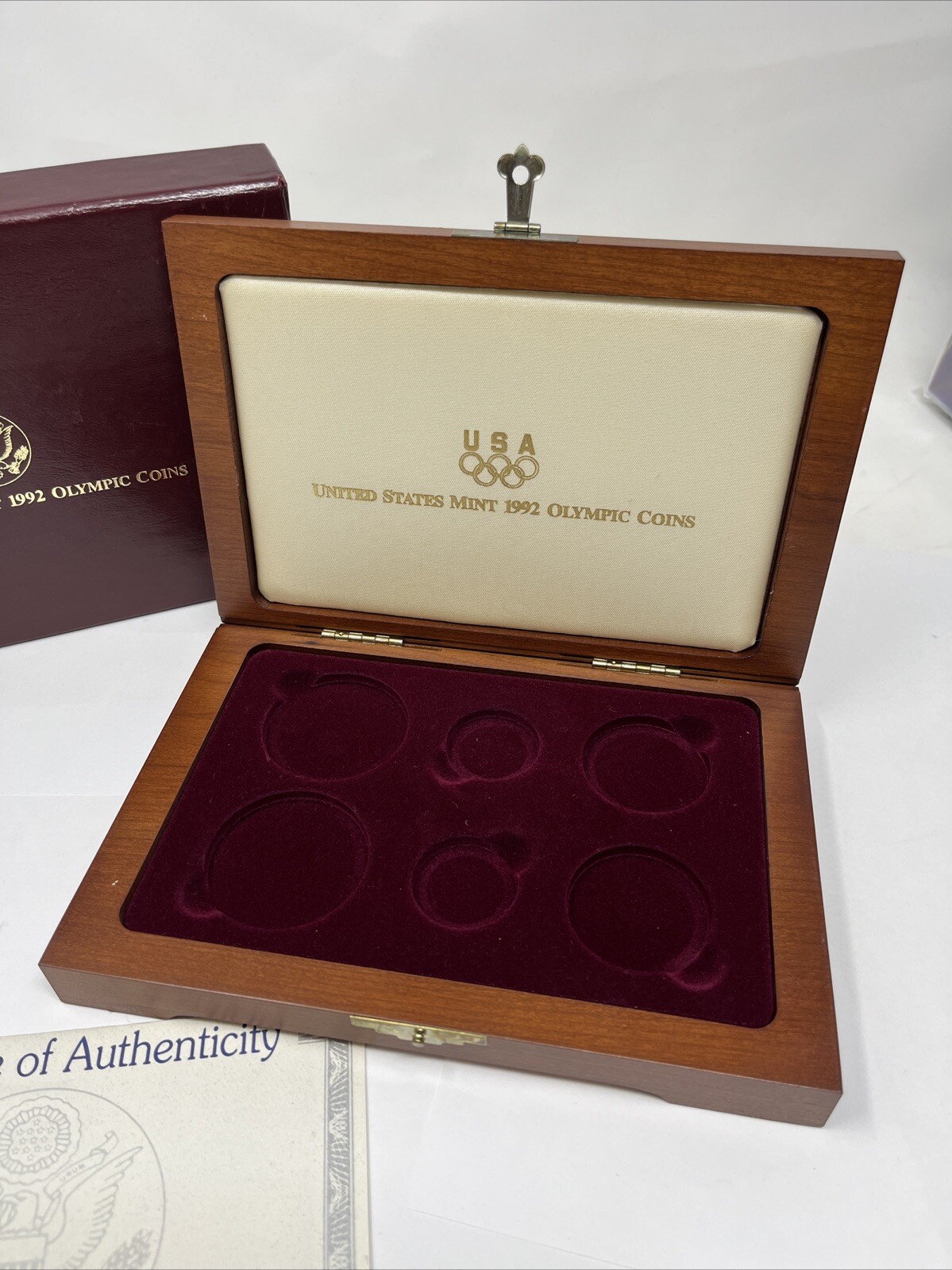 US Mint 1992 Olympic Coins Wooden Box ONLY EMPTY NO COINS QU-4