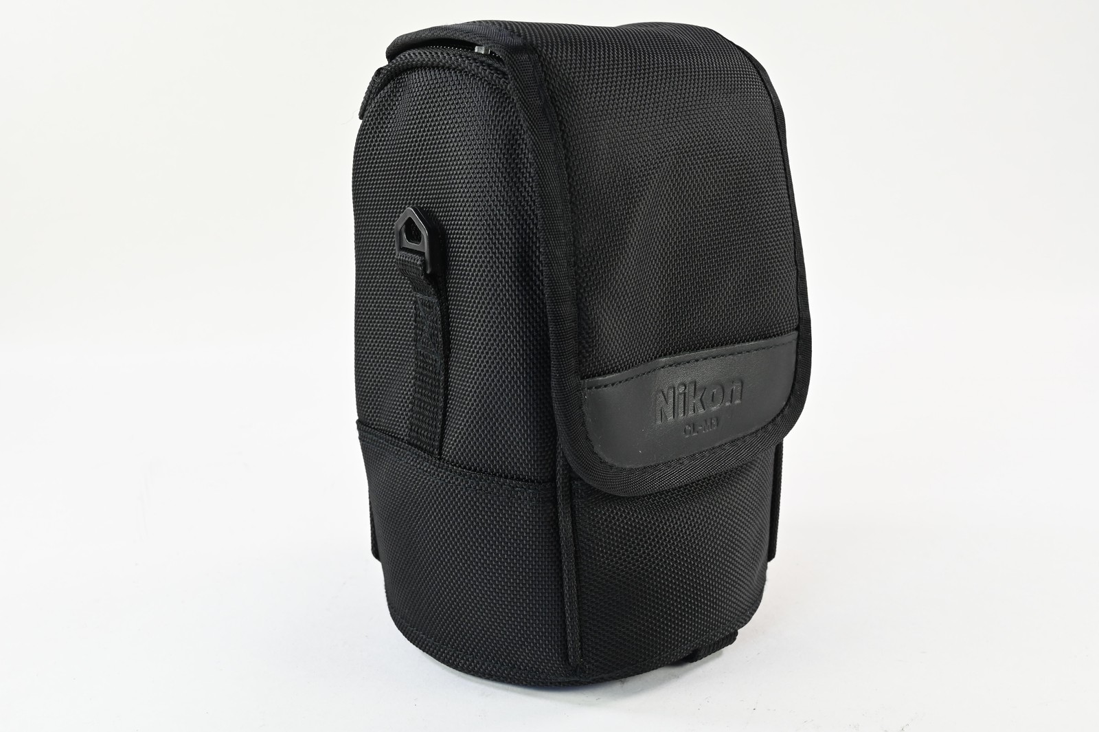 Nikon CL-M3 Lens Case For AF-S 14-24mm f/2.8G & AF-S 24-70mm f/2.8G lenses #G244