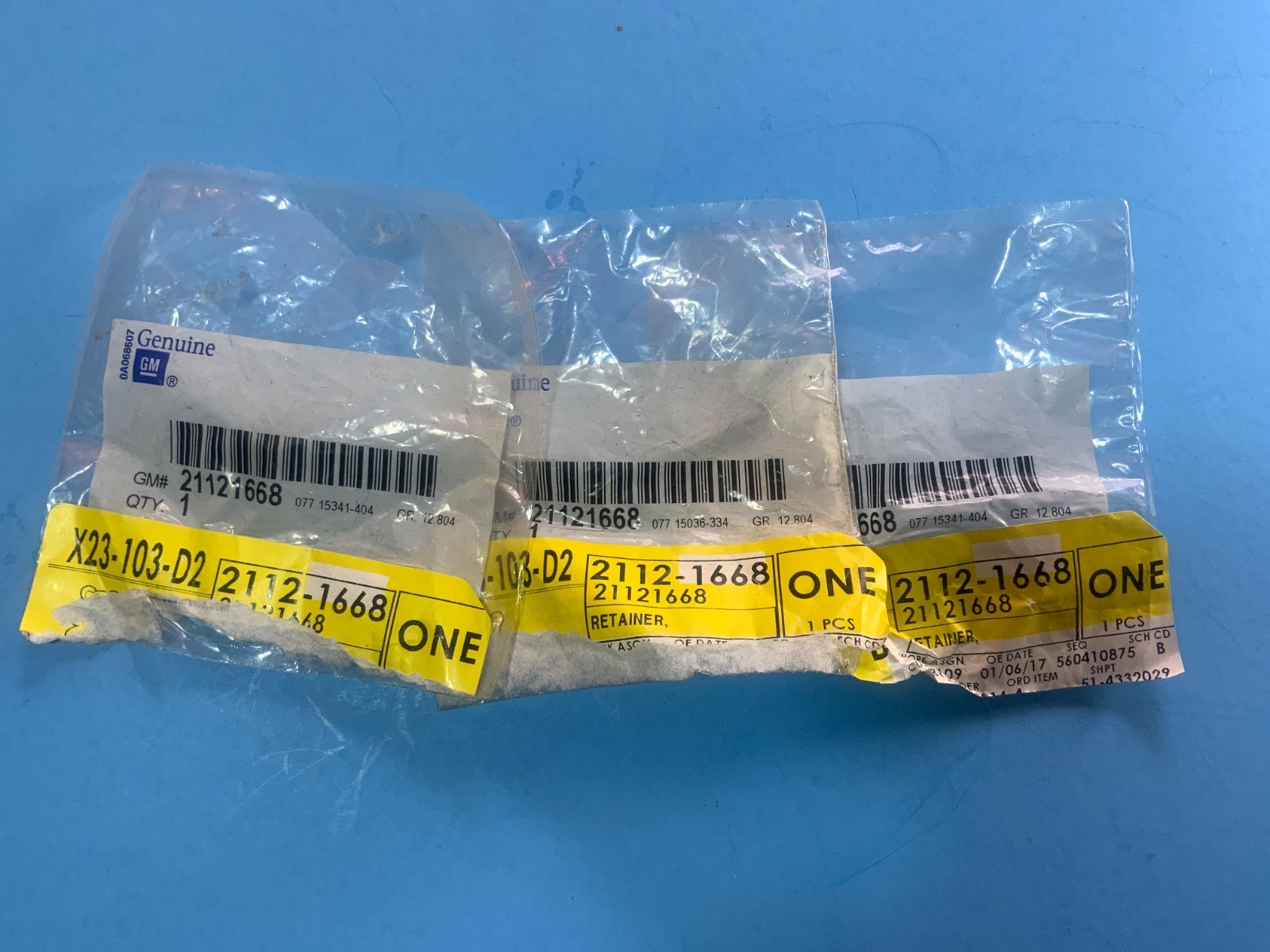3 New Genuine GM Multi-Purpose Clip 21121668