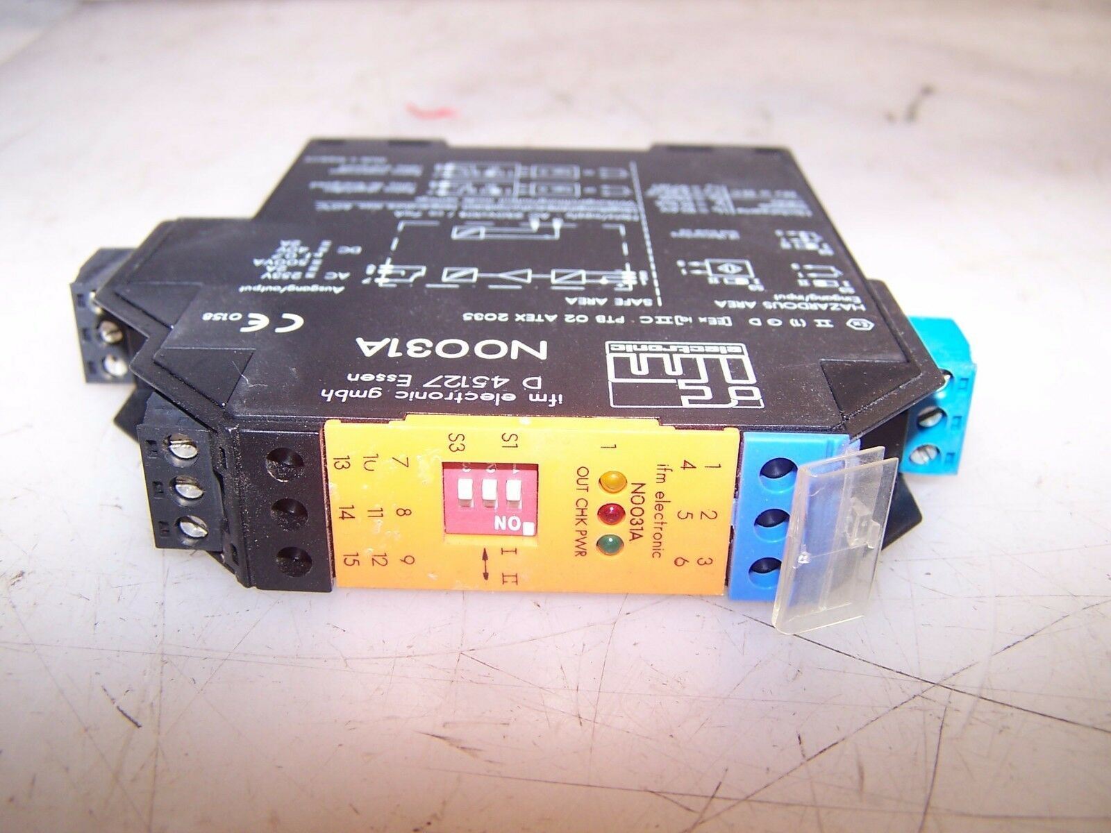 IFM ELECTRONICS N0031A SWITCHING AMPLIFIER INTRINSICALLY SAFE