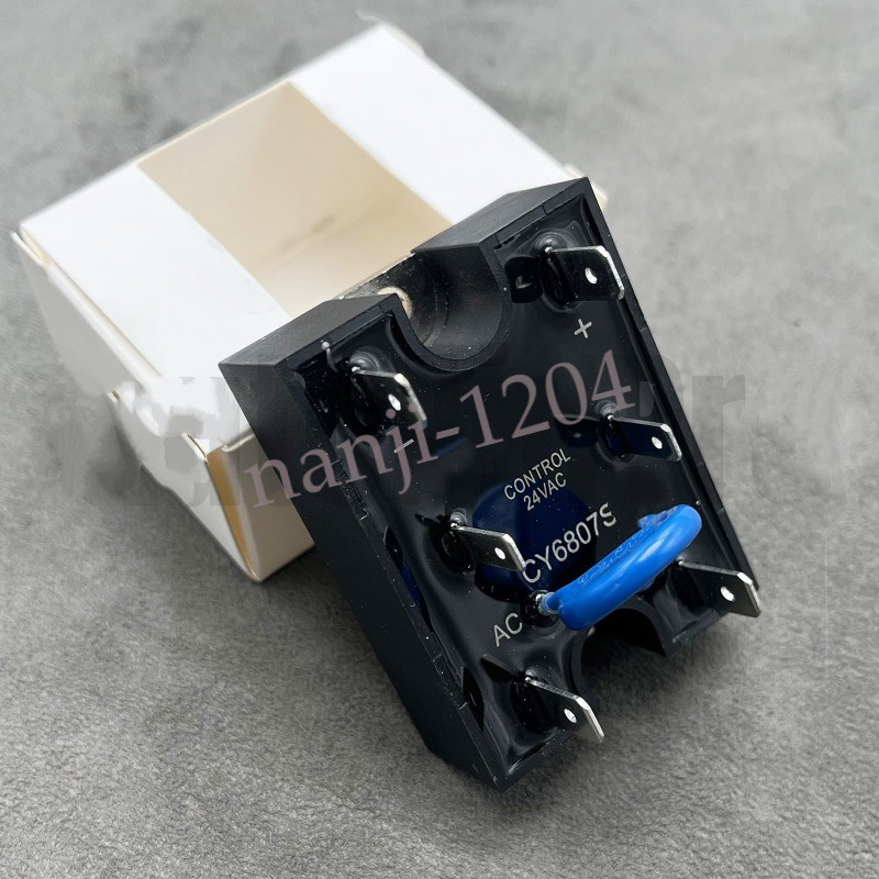 1Pcs Type CY6807S Solid-state Relay Fast Delivery CY6807S for Crydom