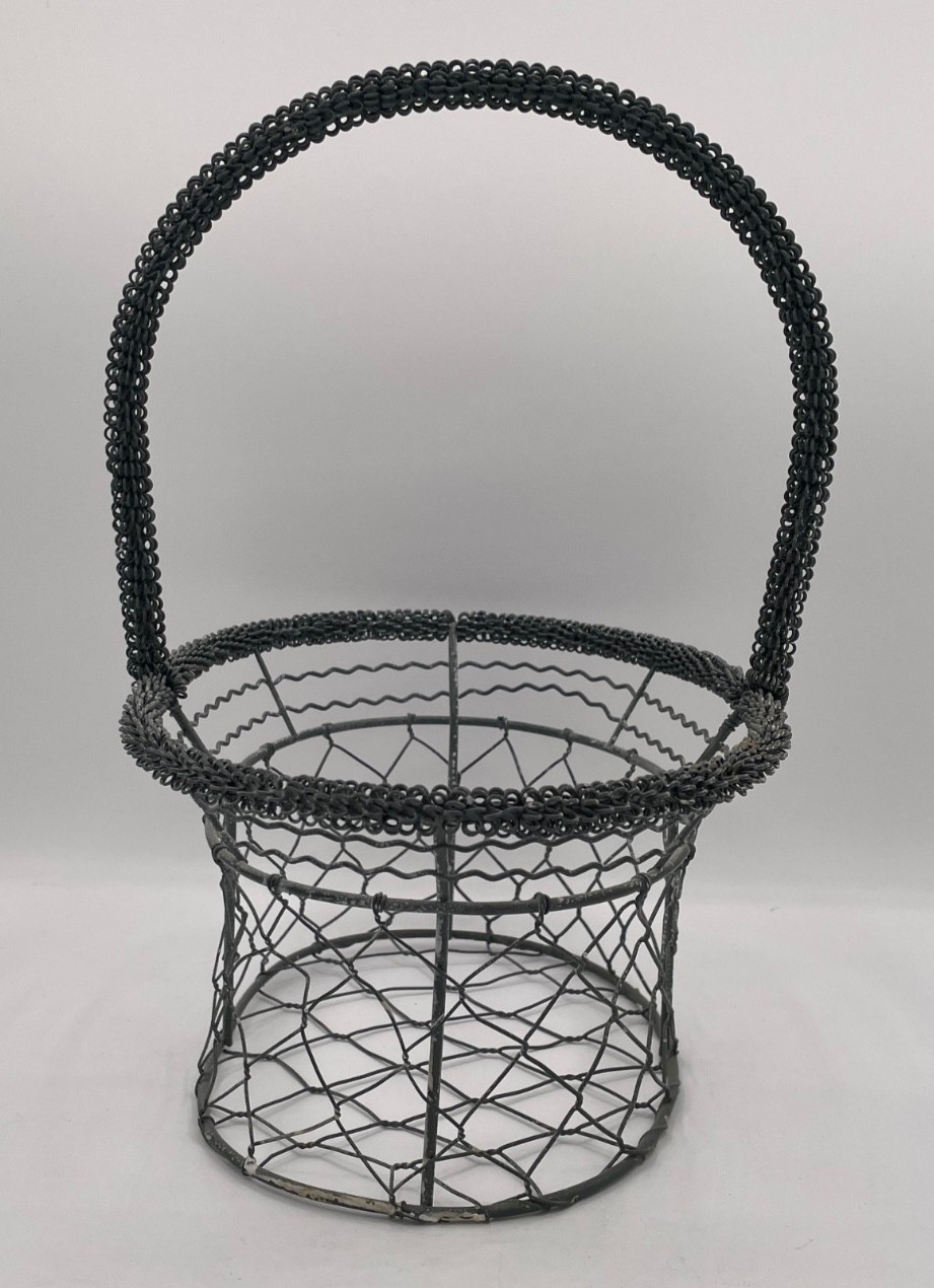 Silver, White Wash Flecks, Wire Egg Basket with Handle