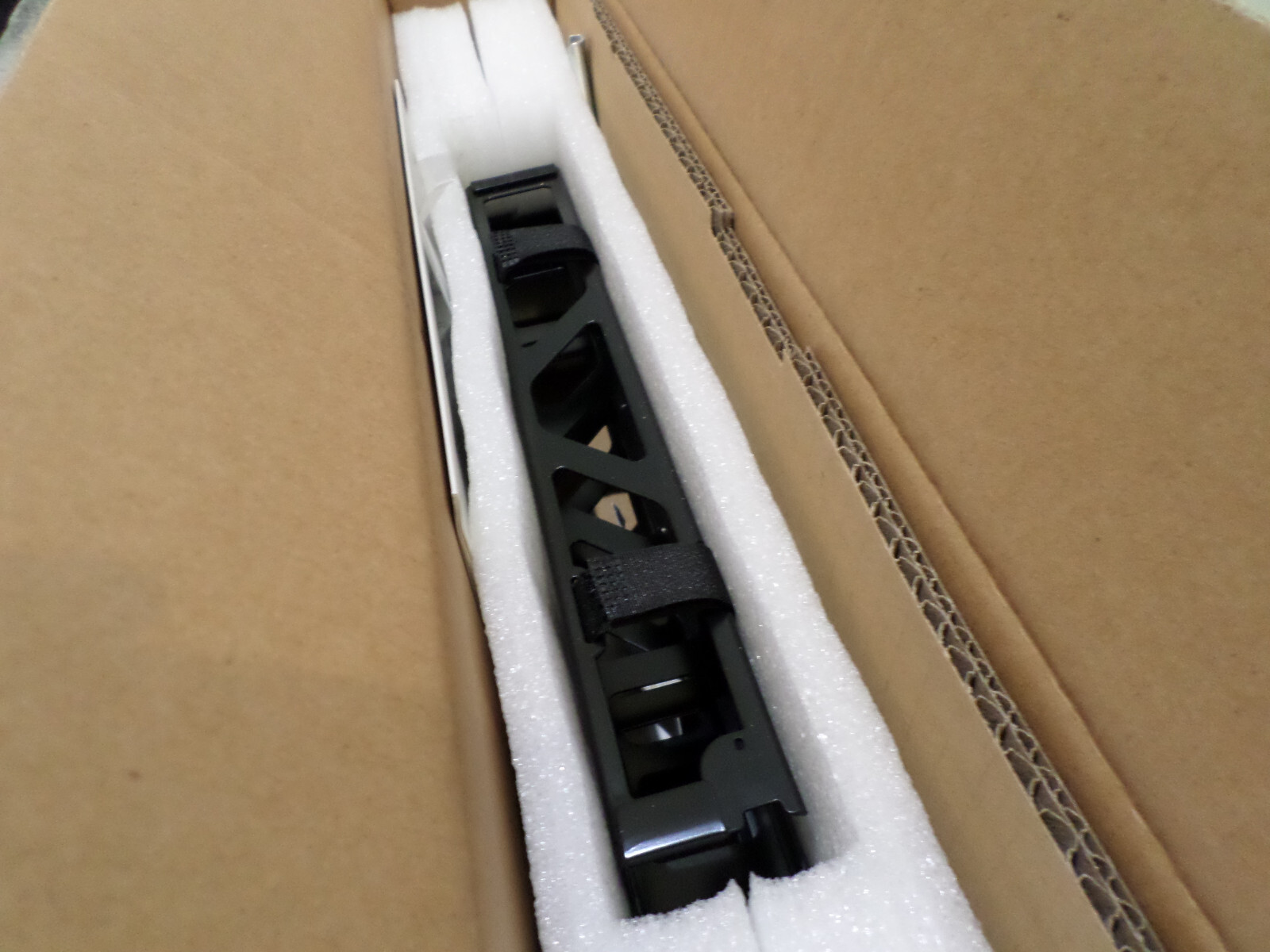 OEM Dell HP DP/N 0NN006 1U Cable Management Arm for Ball Bearing Gen8 Rail Kit