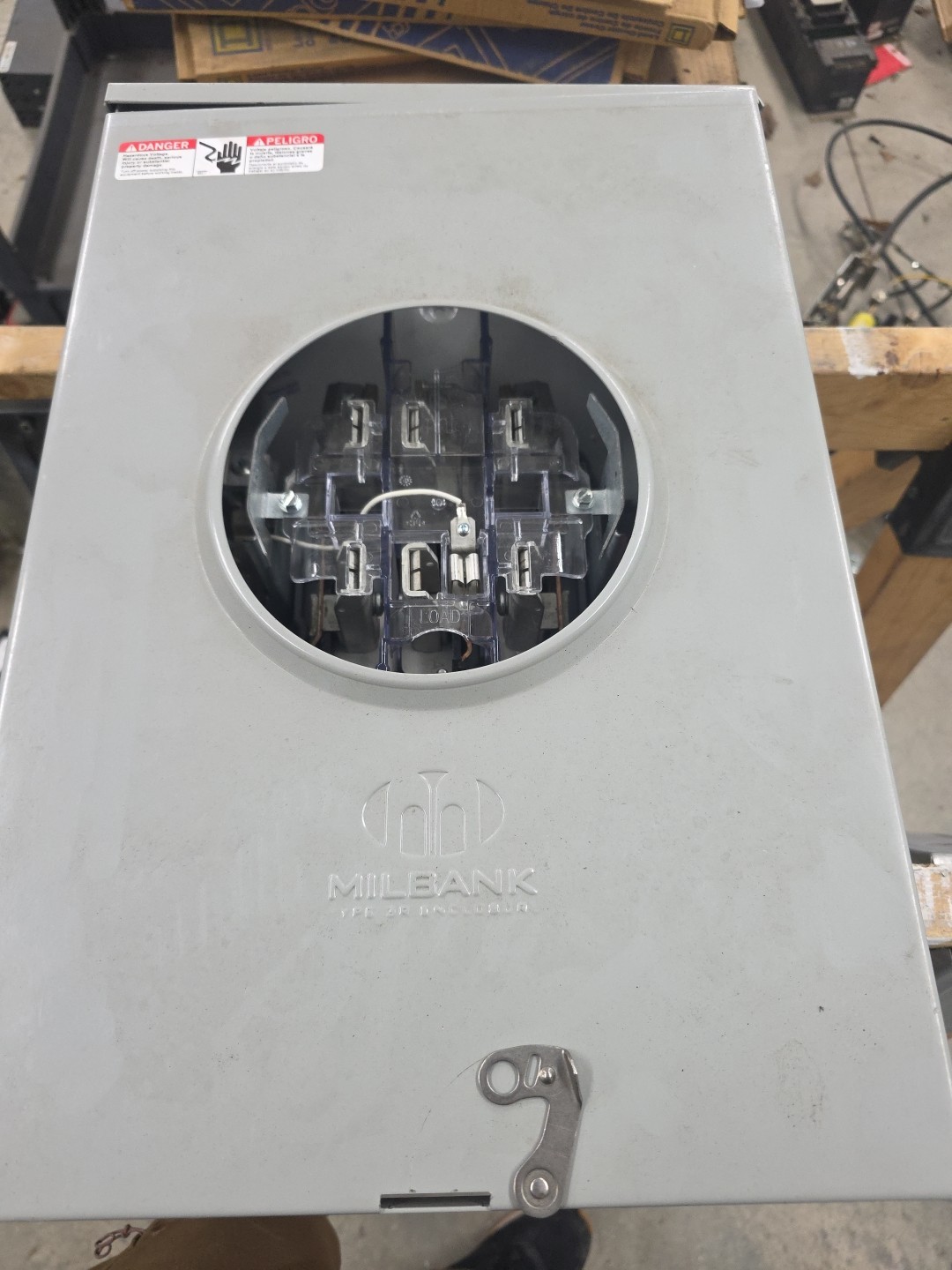 Milbank 757 Series, 125A, 600V, 3 Phase 3W, 5 Terminal Meter Socket W/bypass