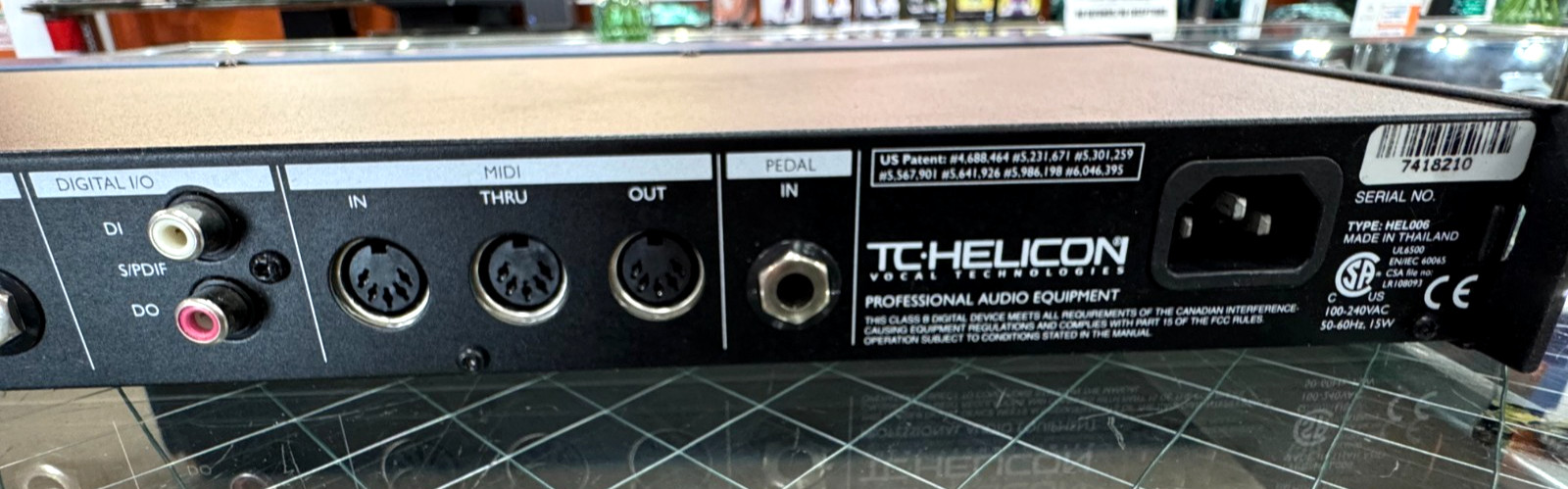 TC Helicon VoiceWorks Vocal Harmonizer Effects Correction Processor