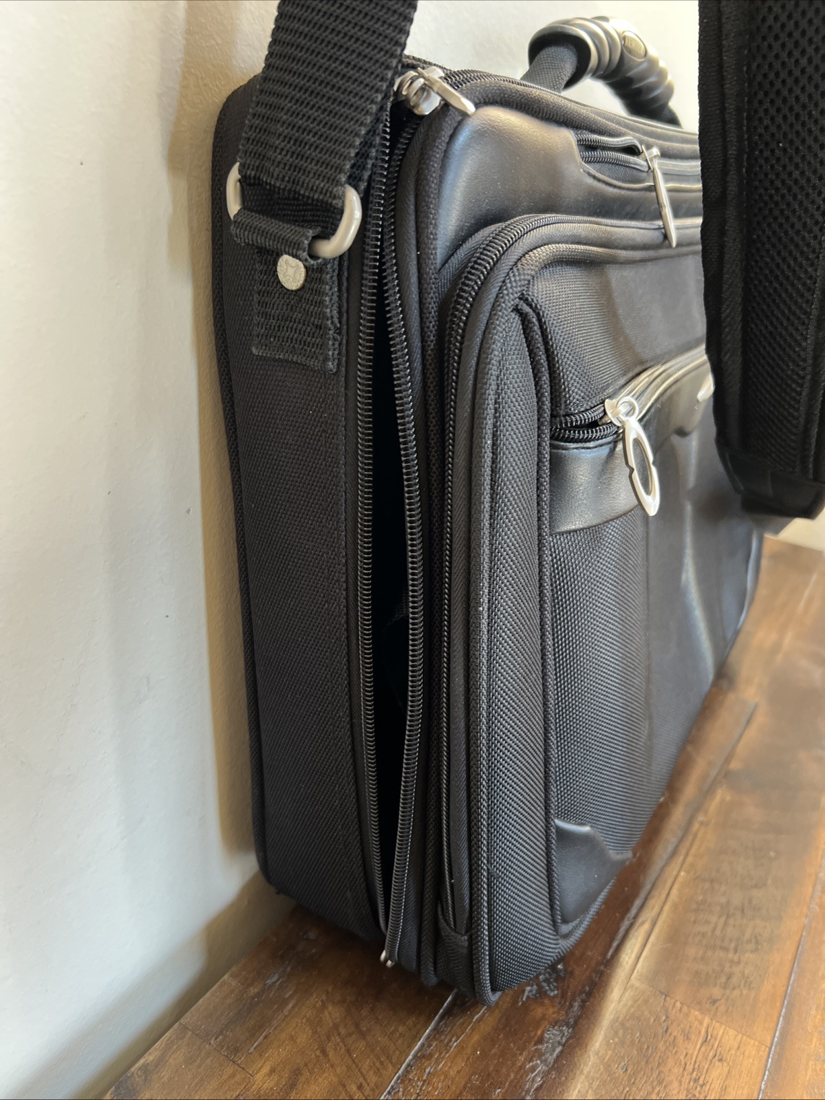 Kemyer Black Briefcase Carry On Handle Padded Strap Compartments Large