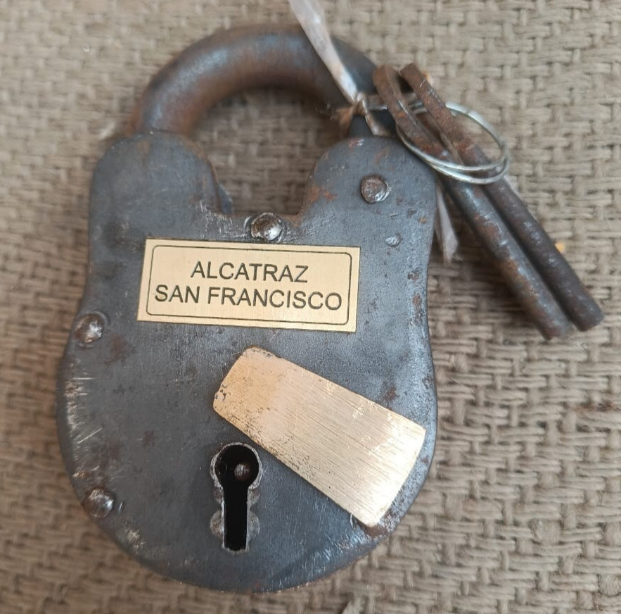 Padlock  Big 5'' Alcatraz San Francisco with 2 Key Antique Style
