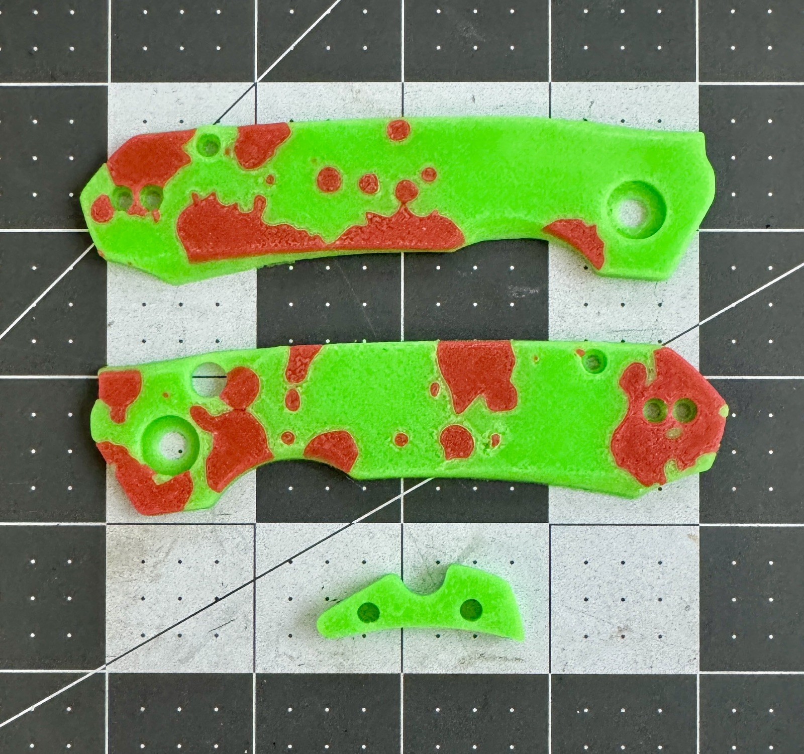 Glow in the Dark Zombie Scales for Remette Rhino