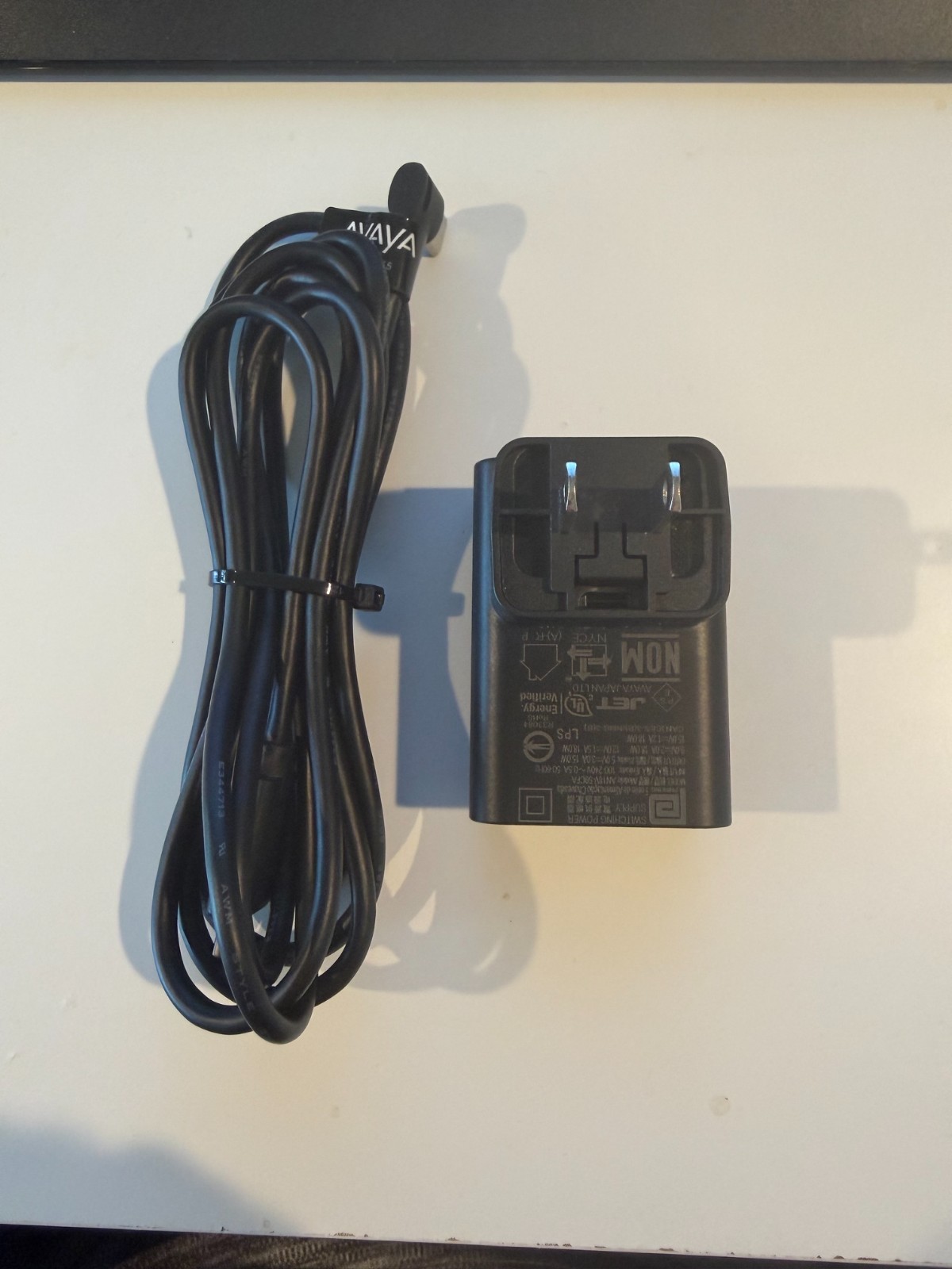 Avaya 18W Global Power Adapter for Vantage Device PN 700515628 700515515