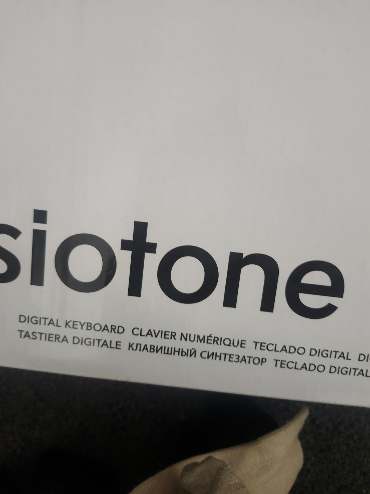 Casio Casiotone CT-S300 61-Key Digital Keyboard