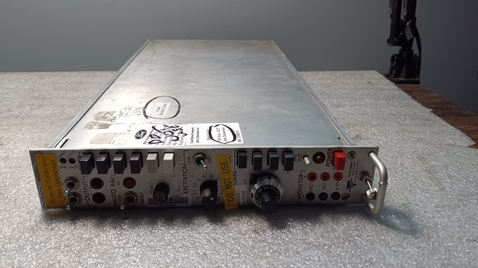 UNTESTED Vishay Measurements Group 2310 Signal Conditioning Amplifier