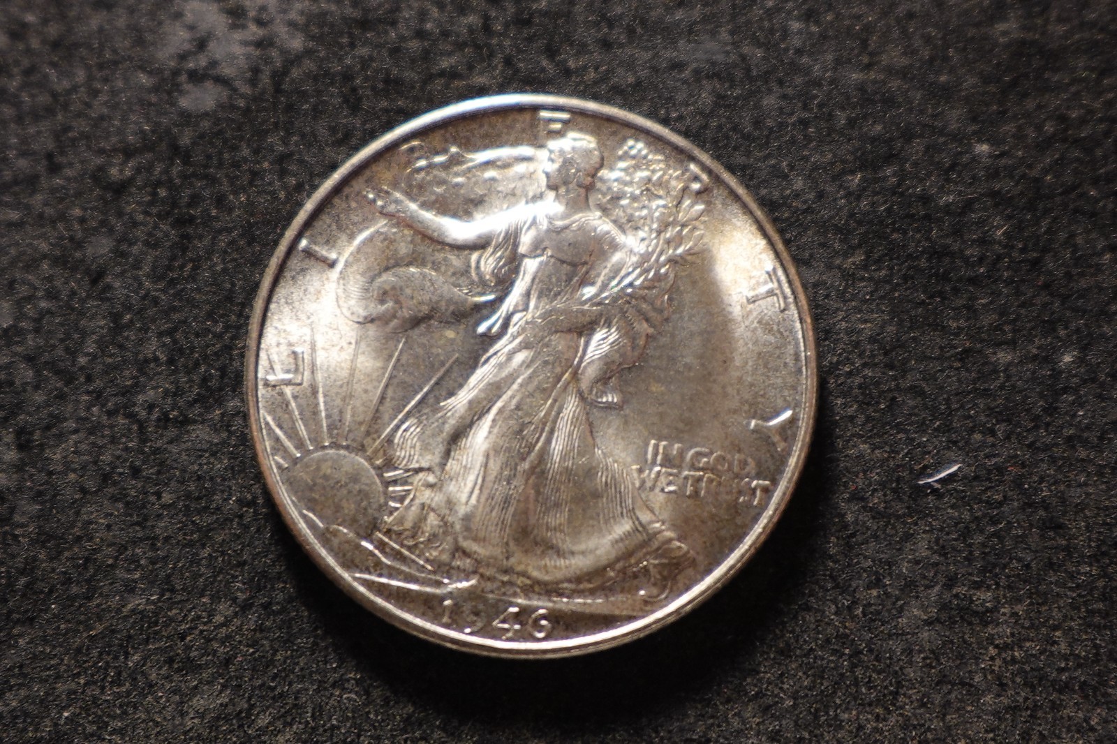 1946-S BU Superb GEM BU Walking Liberty Half Dollar Nice Coin LAX