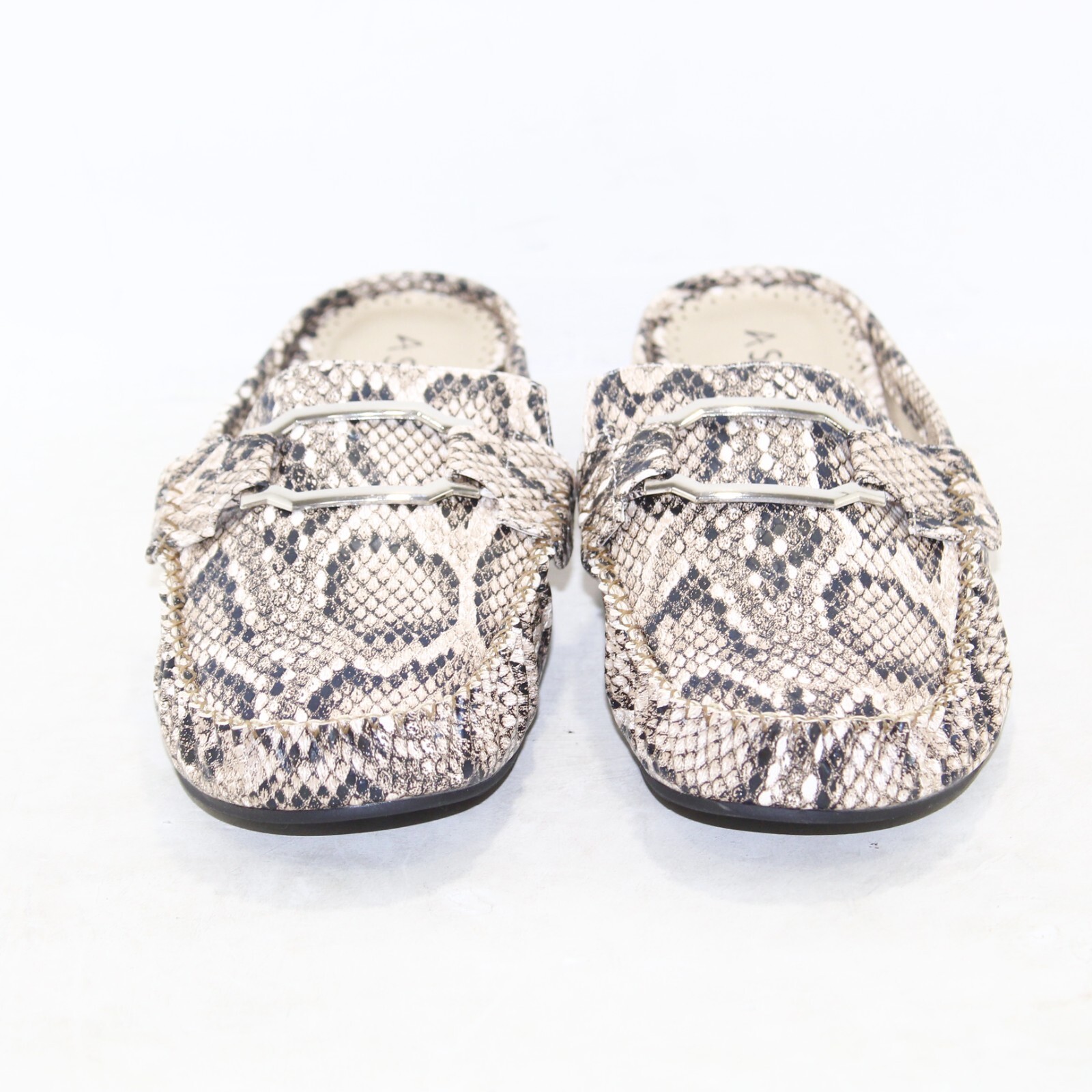 Ashro womens low back slip on dress shoe Multiple sizes Snakeskin pattern NEW
