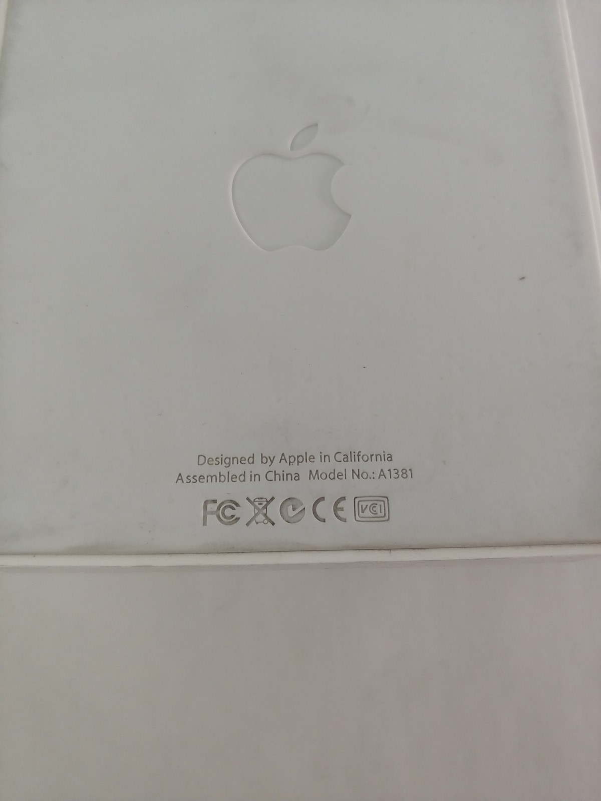 Apple A1381 Charging Cradle Docking Base
