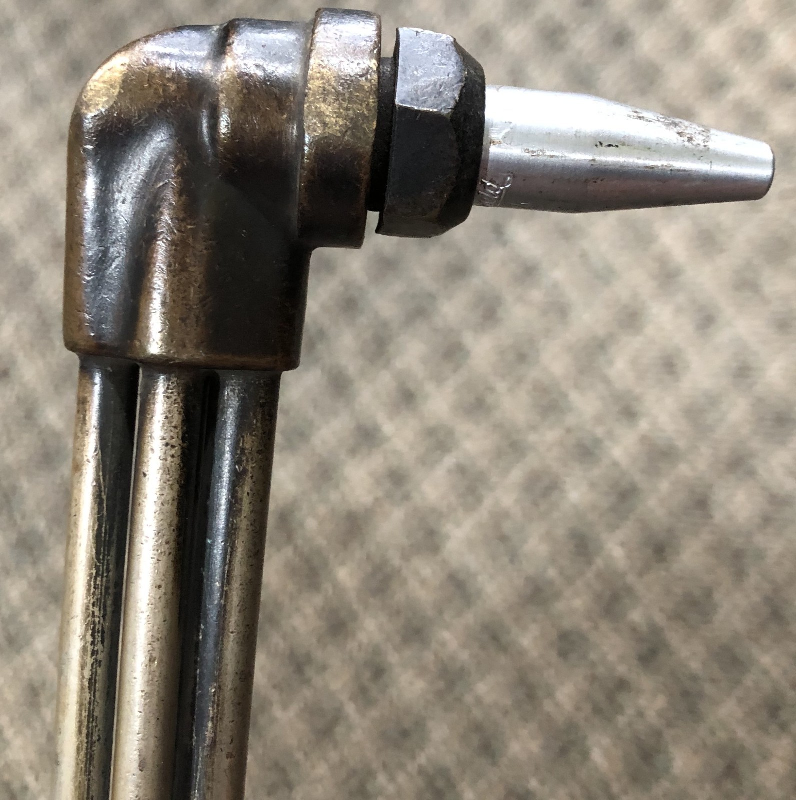 Oxweld CW-23 Angle Head Cutting Torch Attachment with W-17.