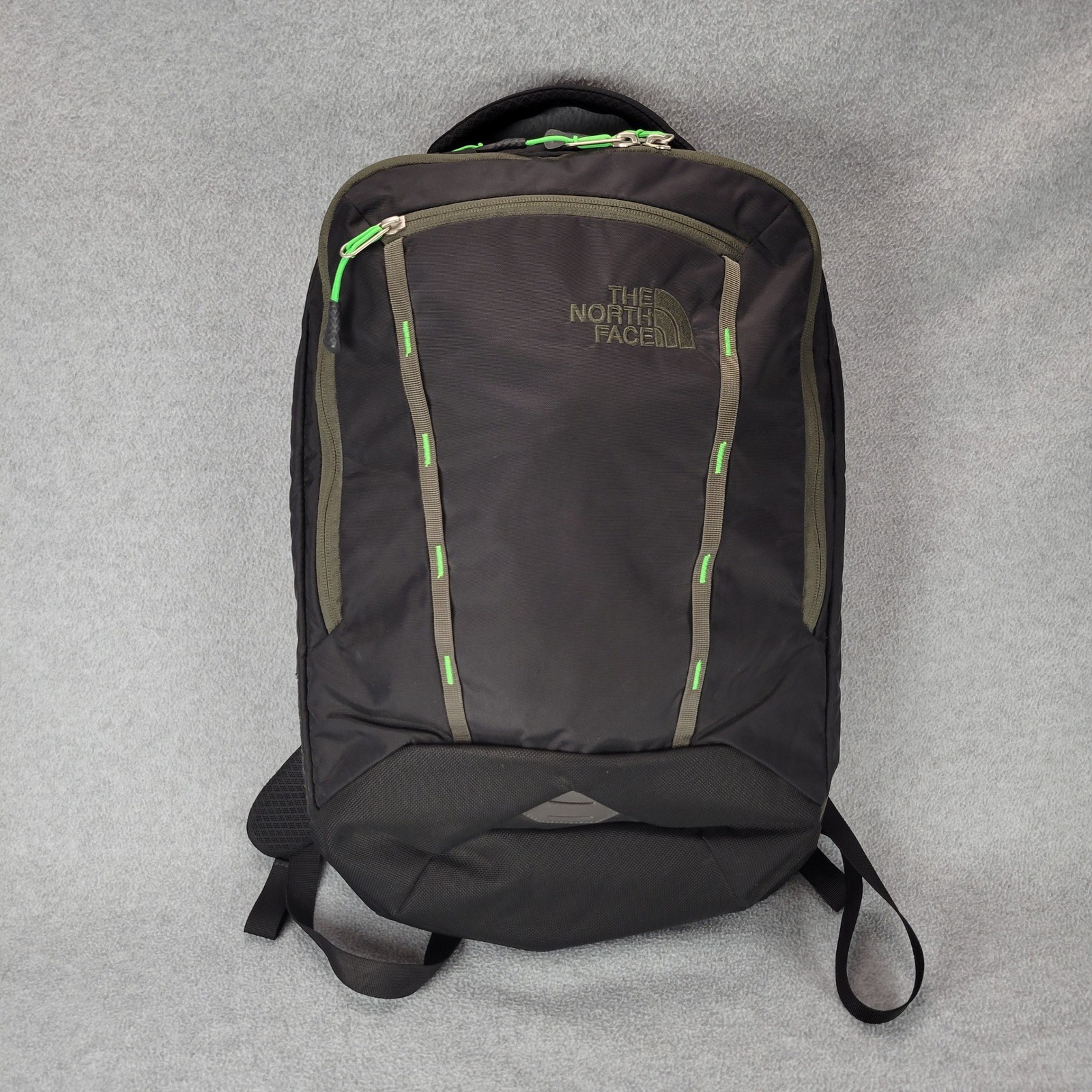 The North Face Microbyte Backpack Black Olive Green Laptop Daypack FlexVent