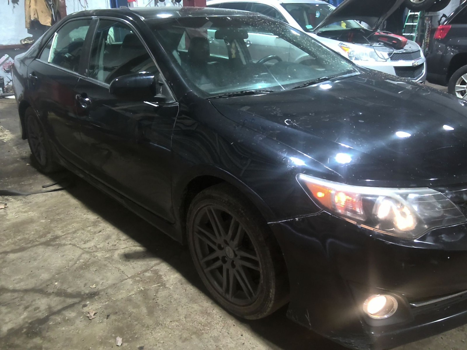 2013 TOYOTA CAMRY Spindle Knuckle Front Left Driver 249K OEM