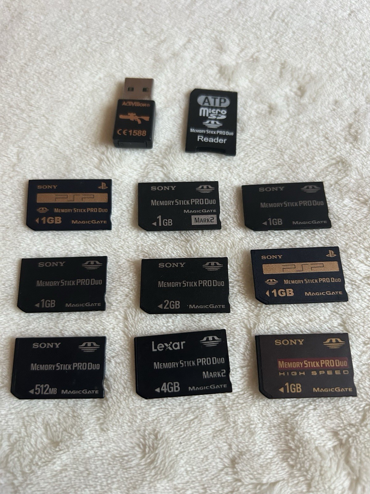 Lot Of 9 Sony 4 GB 2GB 1GB Memory Stick Pro Duo Memory Card