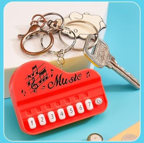 1 Pcs Red Micro Piano Keychain, Portable Keyboard Instrument, Mini Electronic