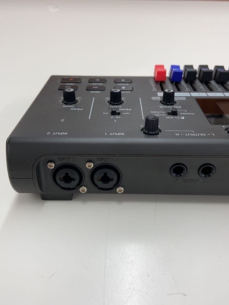 ZOOM Mixer R12 Used