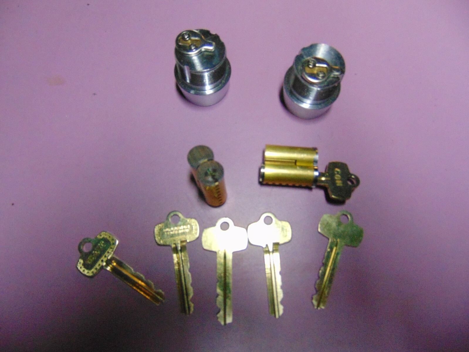 2 BEST LOOK ALIKE MORTISE  LOCKS  WITH 5 KEYS AND 1 CON. KEY      LOCKSMITH