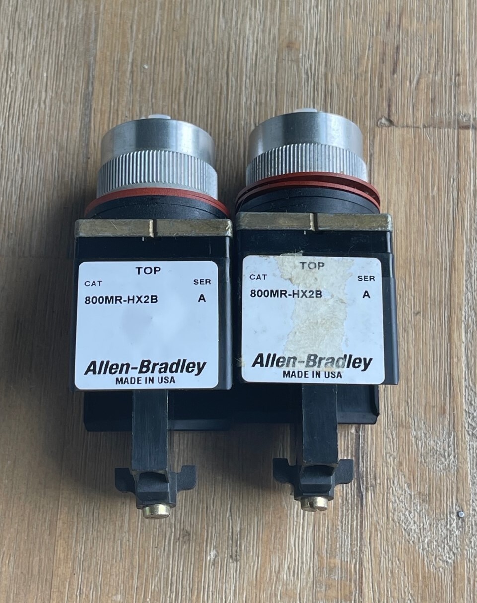 ALLEN BRADLEY 800MR-HX2B SER A SELECTOR SWITCH LOT OF 2