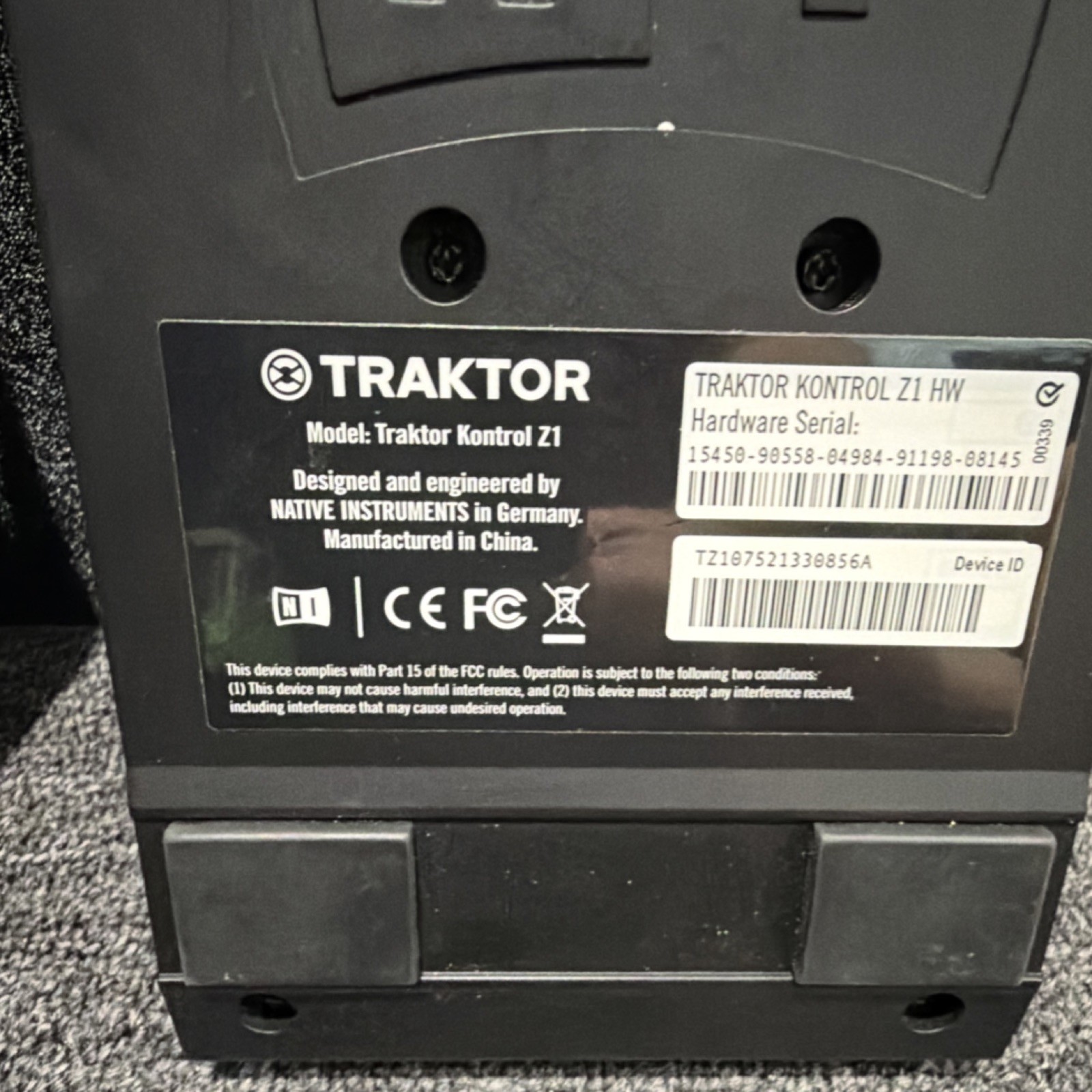 Traktor Kontrol Z1 DJ Mixing Interface Controller 2-Channel USB 3-Band EQ