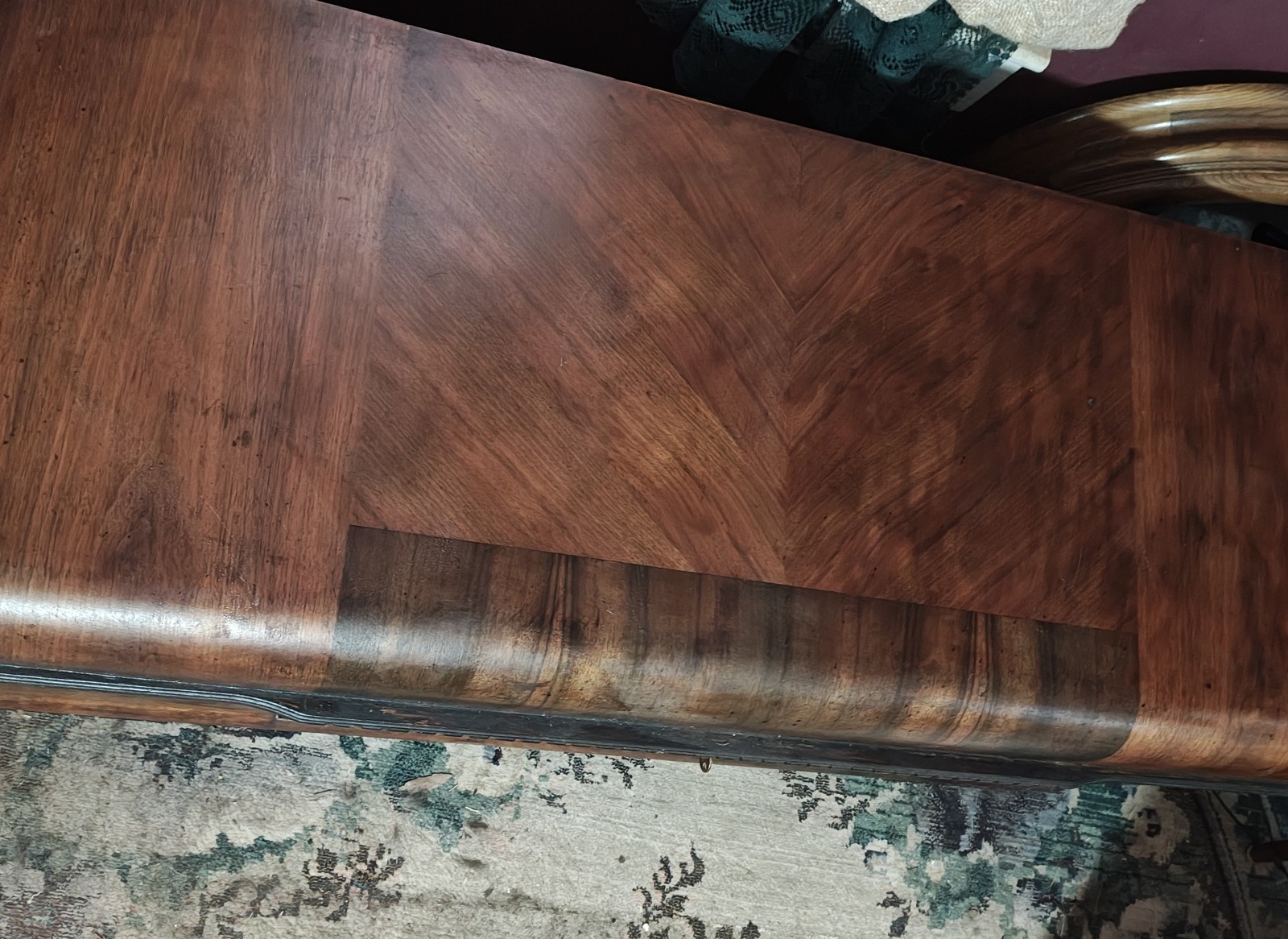 Vintage Lane Cedar Chest. Latching Hook Removed. Child Safe.