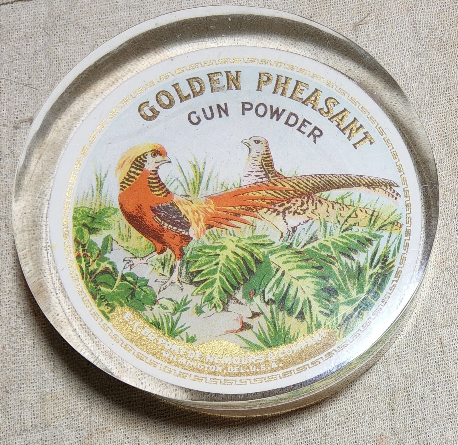 ANTIQUE GOLDEN PHEASANT GUN POWDER DUPONT WILMINGTON,DE LABEL LUCITE PAPERWEIGHT