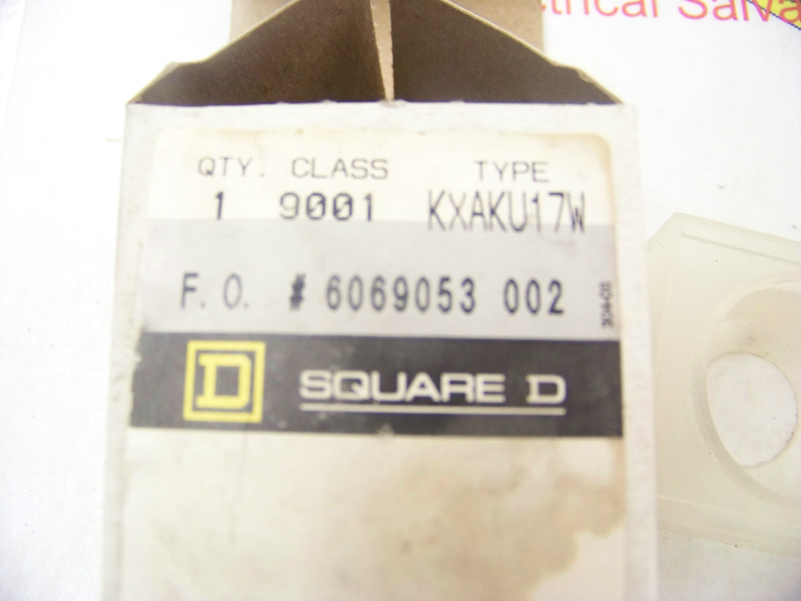 Sq D KXAKU17W Class 9001 Protective Boot Selector Switch