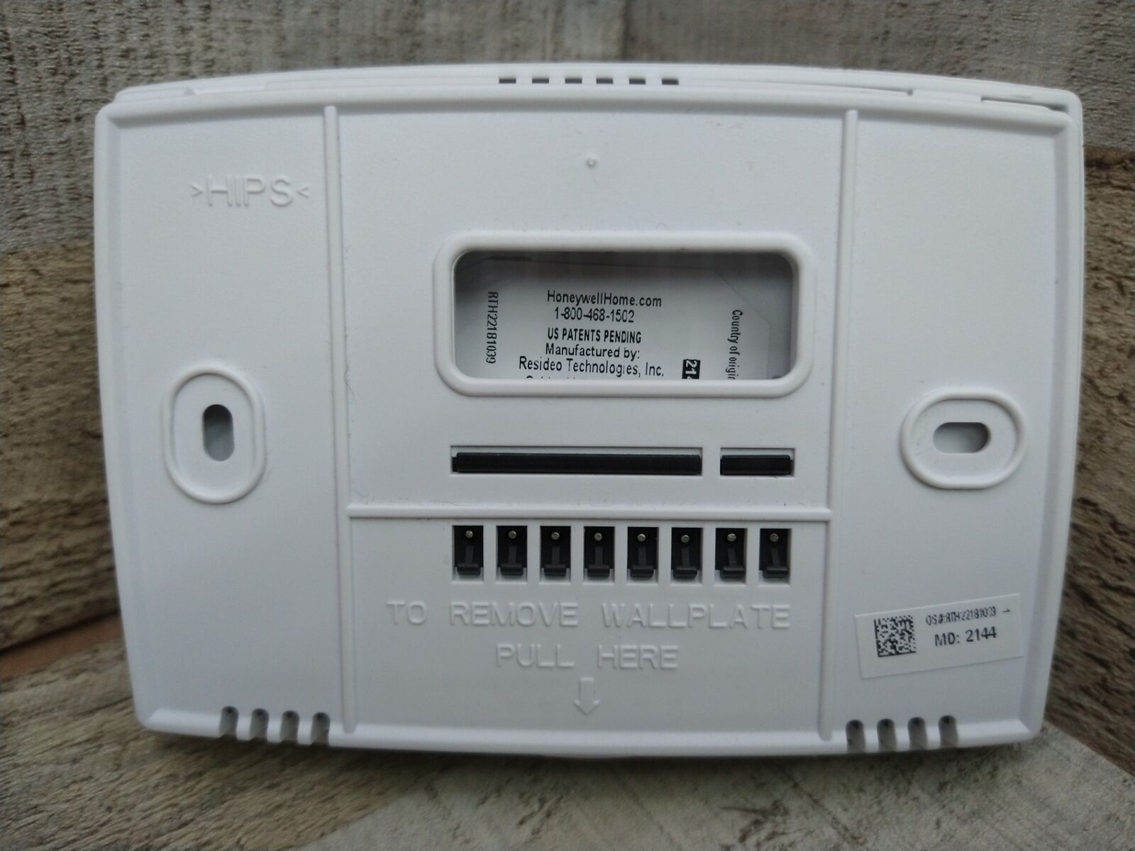 Honeywell 1-Week Programmable Thermostat (RTH221B1039) BULK PACKAGED
