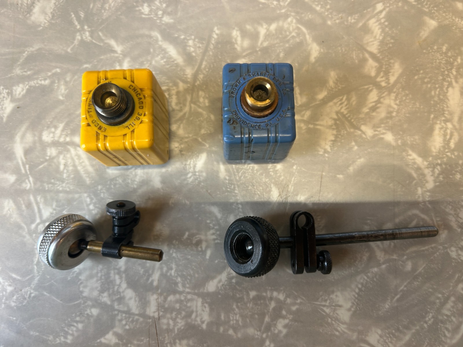 Enco Tiny Titan  & Bro0wn Sharpe Base Indicator Mini Magnetic Blocks