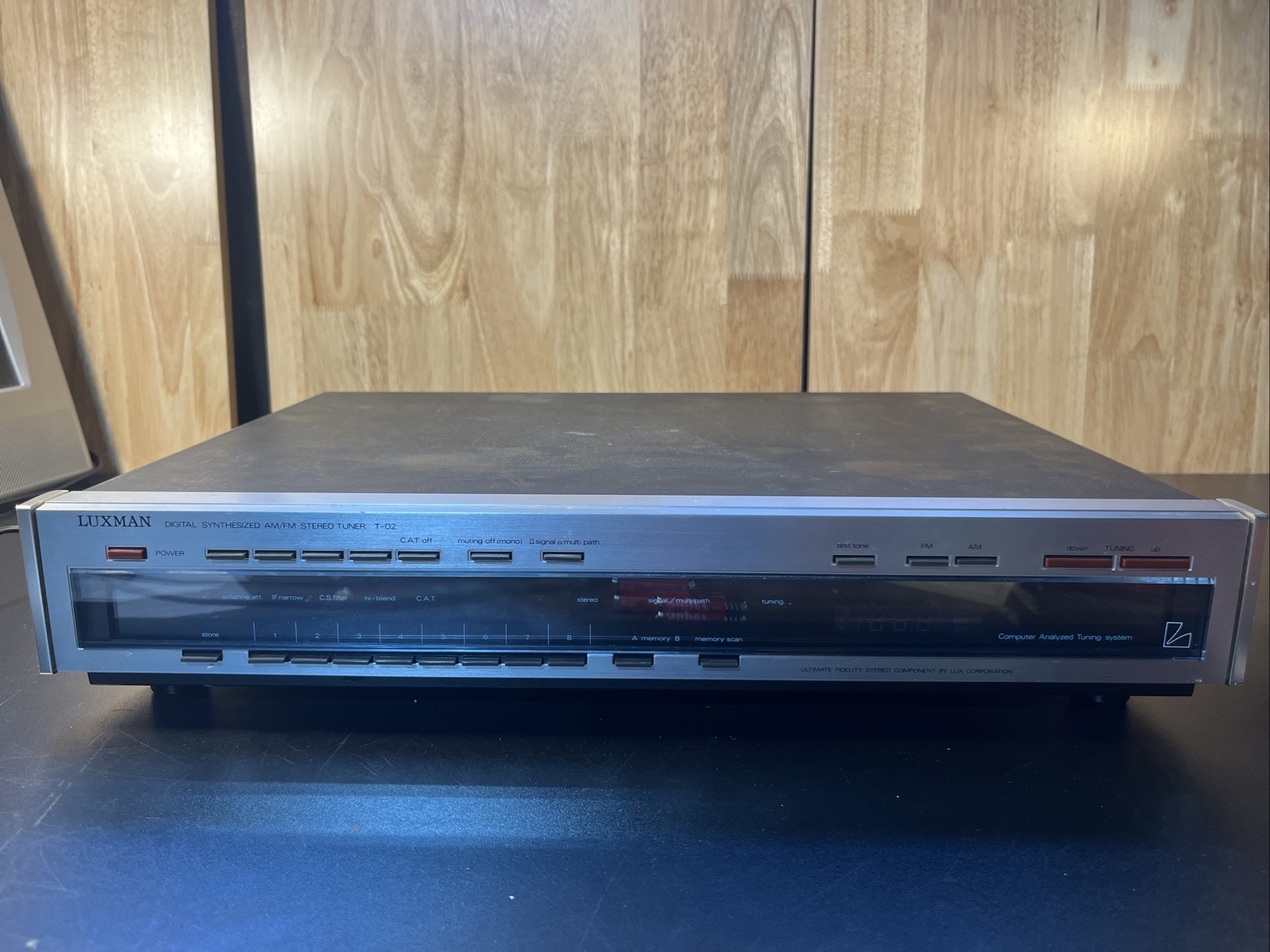 Luxman T2 Tuner Parts Repair Or Restoration Untested