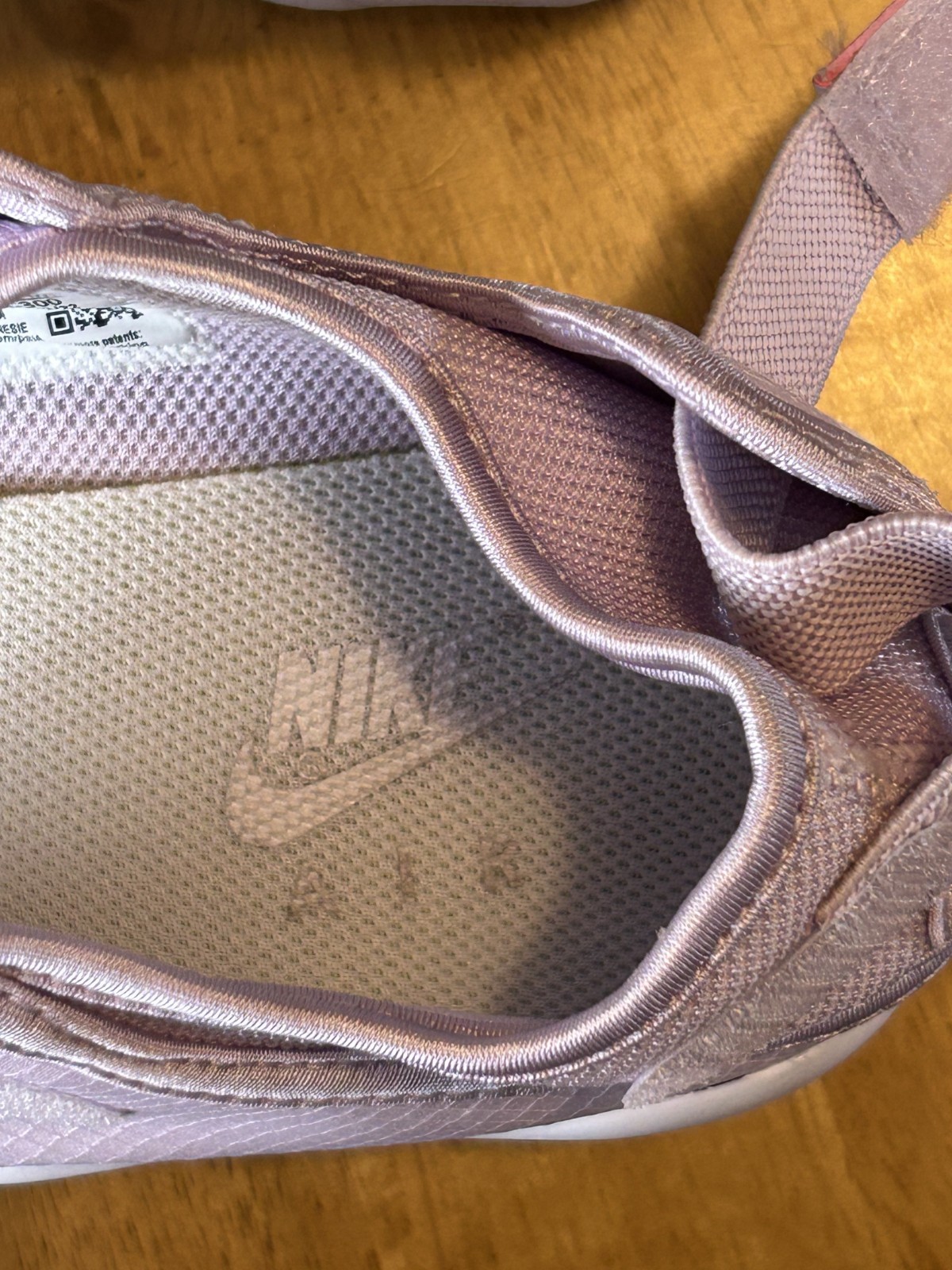 Nike Air Rift DV2926-300 Split Toe Tabi Sneakers Women US 9 Pastel Color Japan