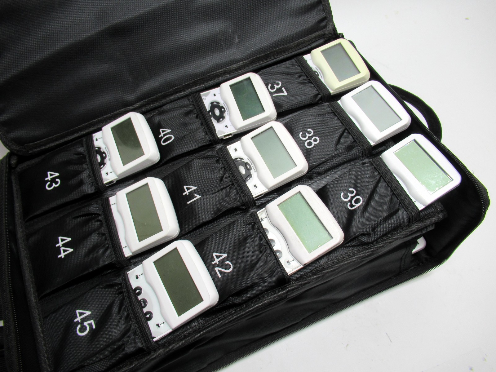 45 Turning Technologies Response Card RCXR-02 03 NXT W/USB & Presenter Card&Case