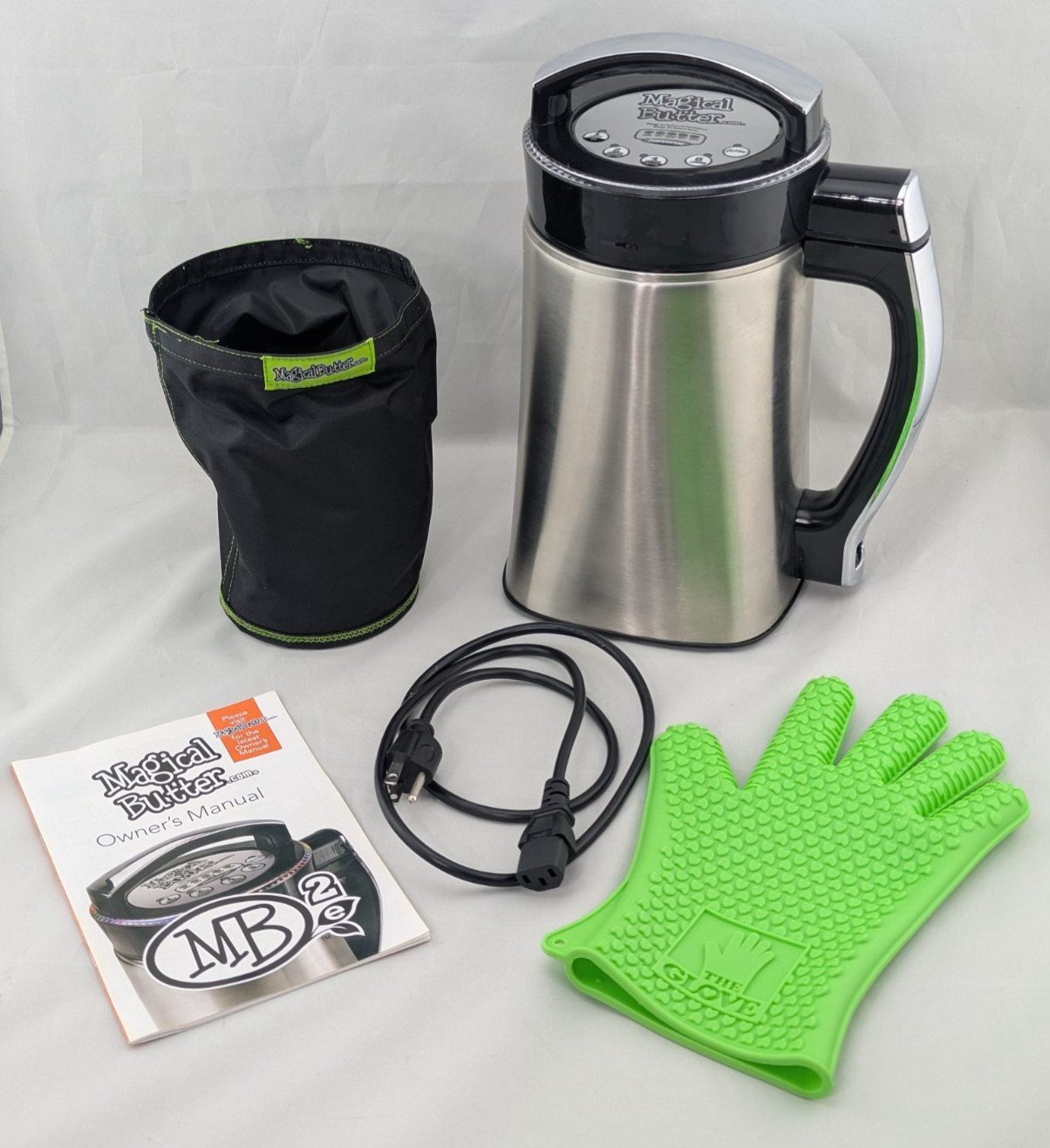 Magical Butter Machine MB2e Botanical Extractor Complete w Box Filter Bag Manual