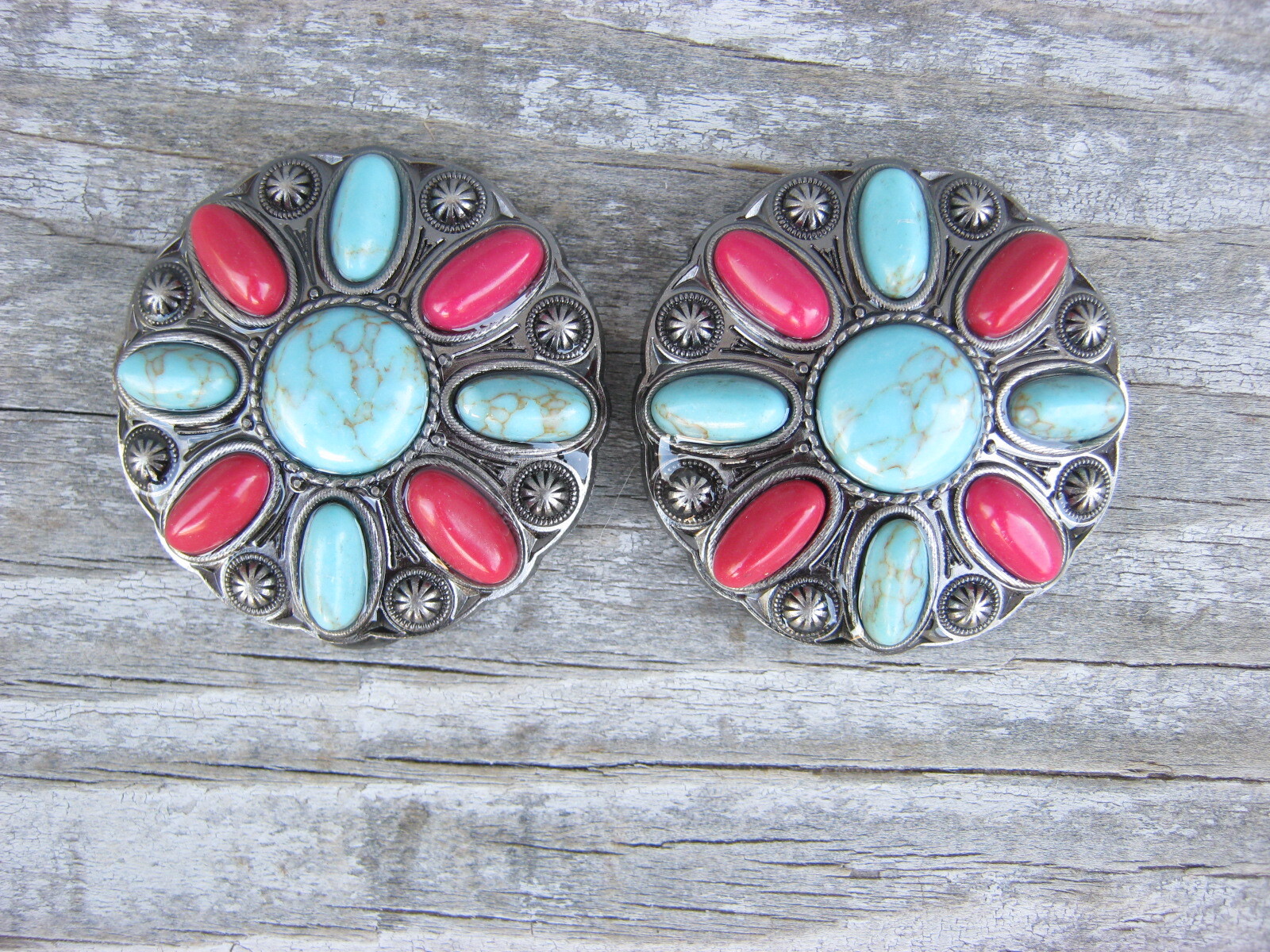 Turquoise Red Round Concho 1-1/2" Screw Back Chicago Screw Set of 2