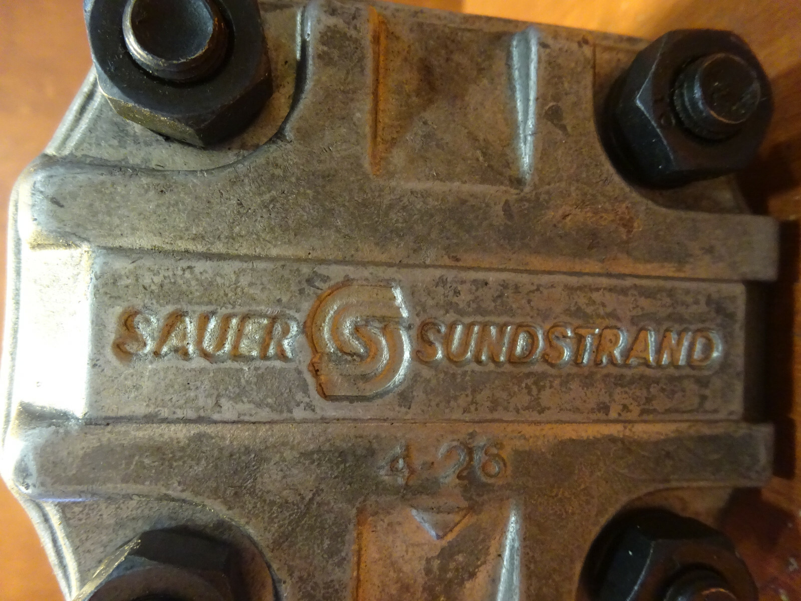 Sauer TSP4-26/11 hydraulic pump