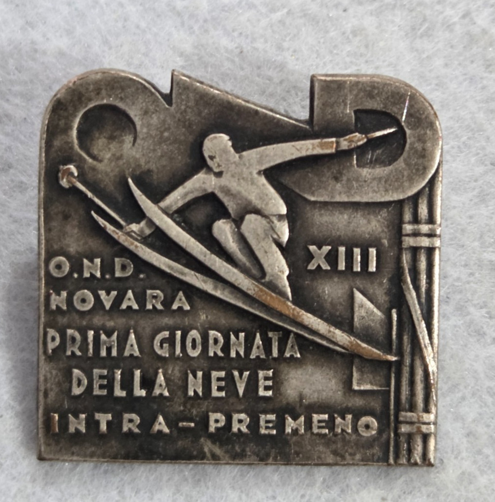 badge ond futurism ski verbania intra premeno 1935 snow day
