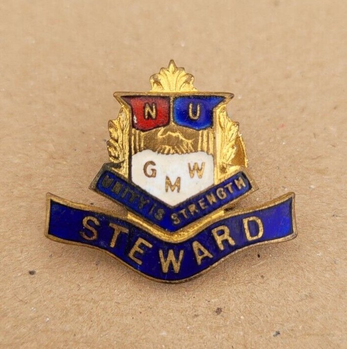 NU GMW GENERAL MUNICIPAL WORKERS STEWARD VINTAGE ENAMEL BADGE