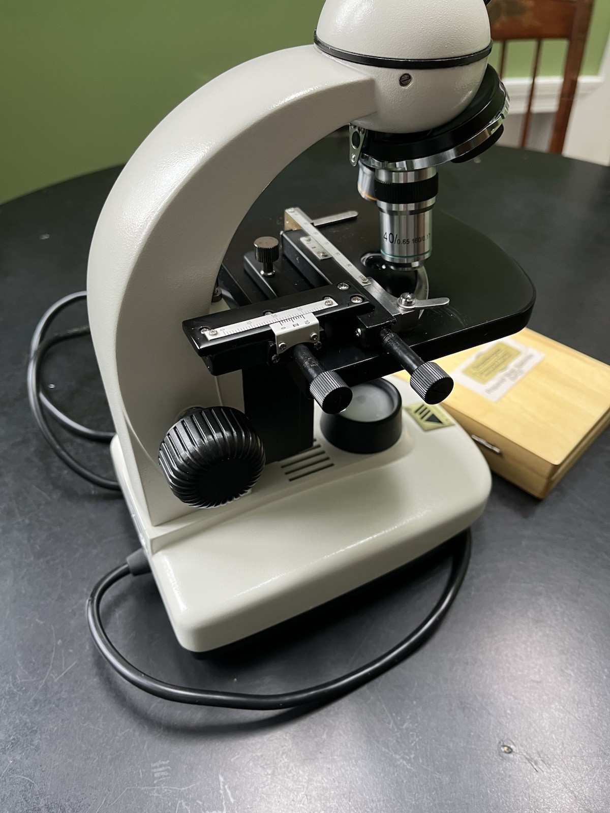 LW Scientific Explorer II Student Microscope with Specimen Slides