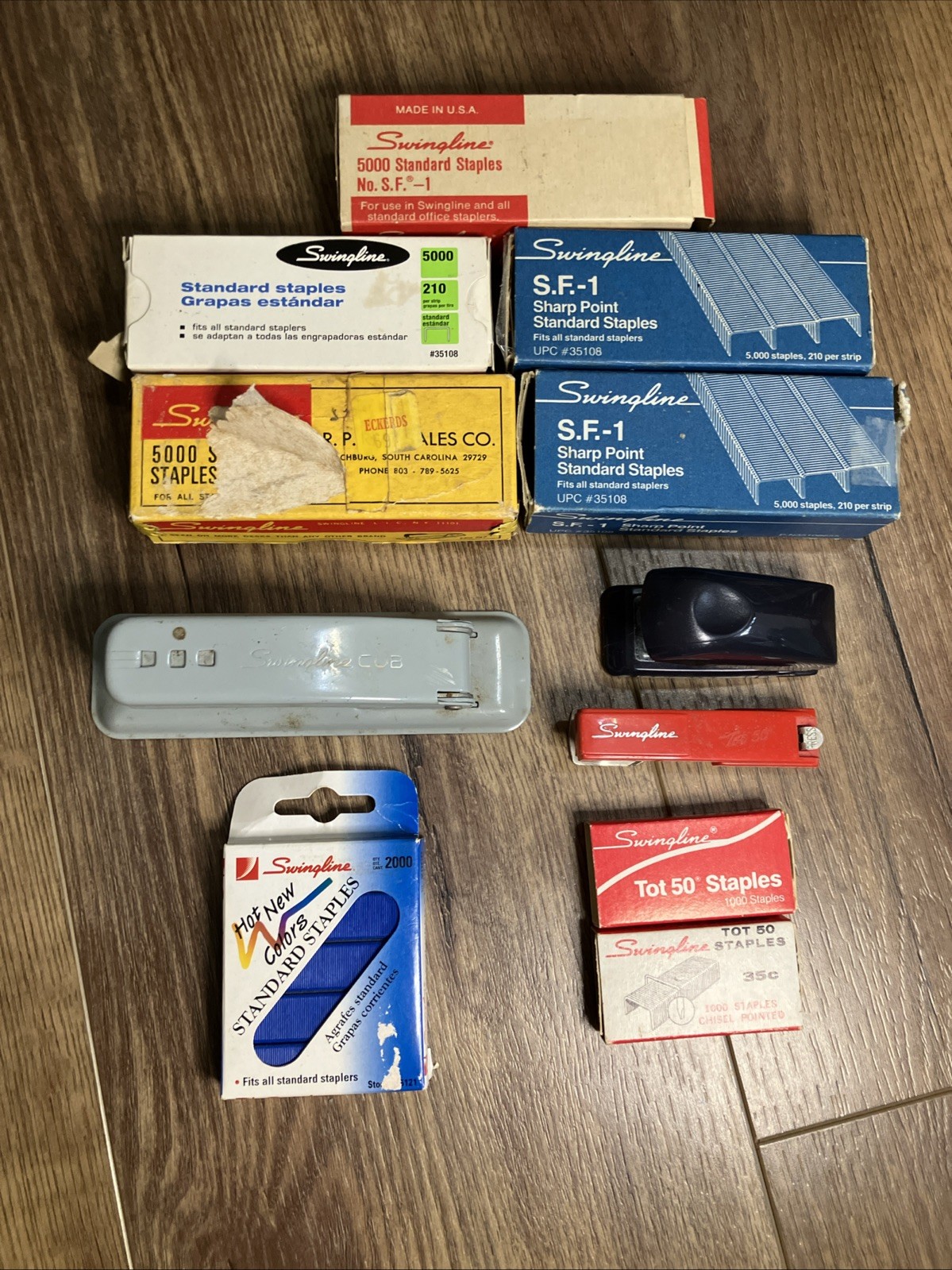 Vtg Lot Swingline Staplers And Staples Tot 50 Cub SF-1 SF-35 Blue