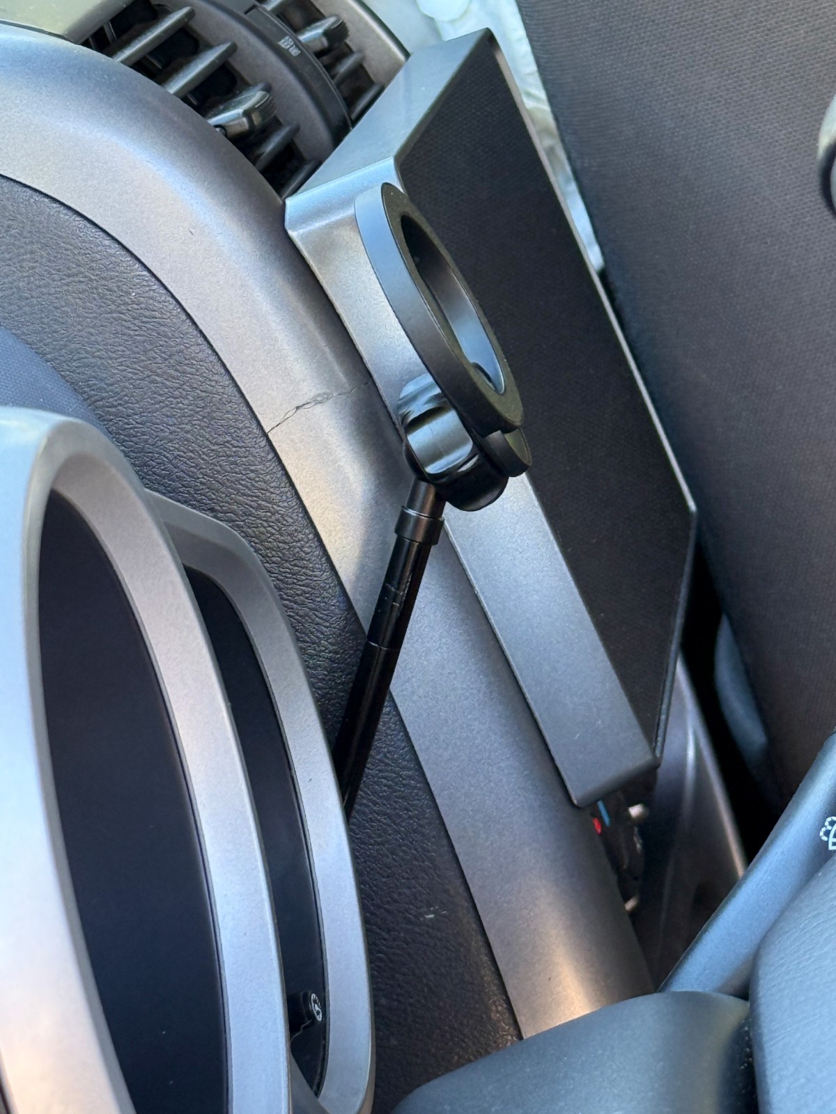 Honda Element Phone Mount Driver's Side Cubby Fit - No suction cup, 1 min instal