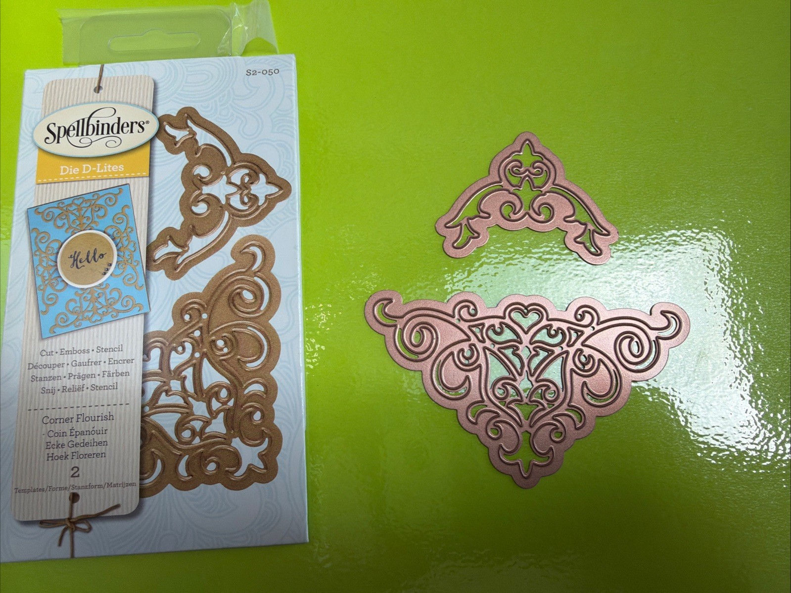 Spellbinders Die Cut Emboss Deboss Stencil Corner Flourish S2-050