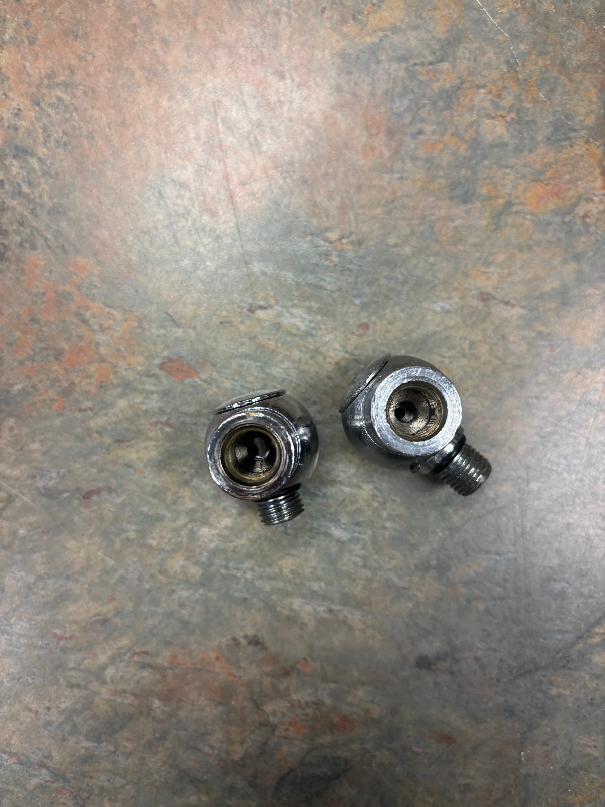 Used 90 Degree Swivel Adapter